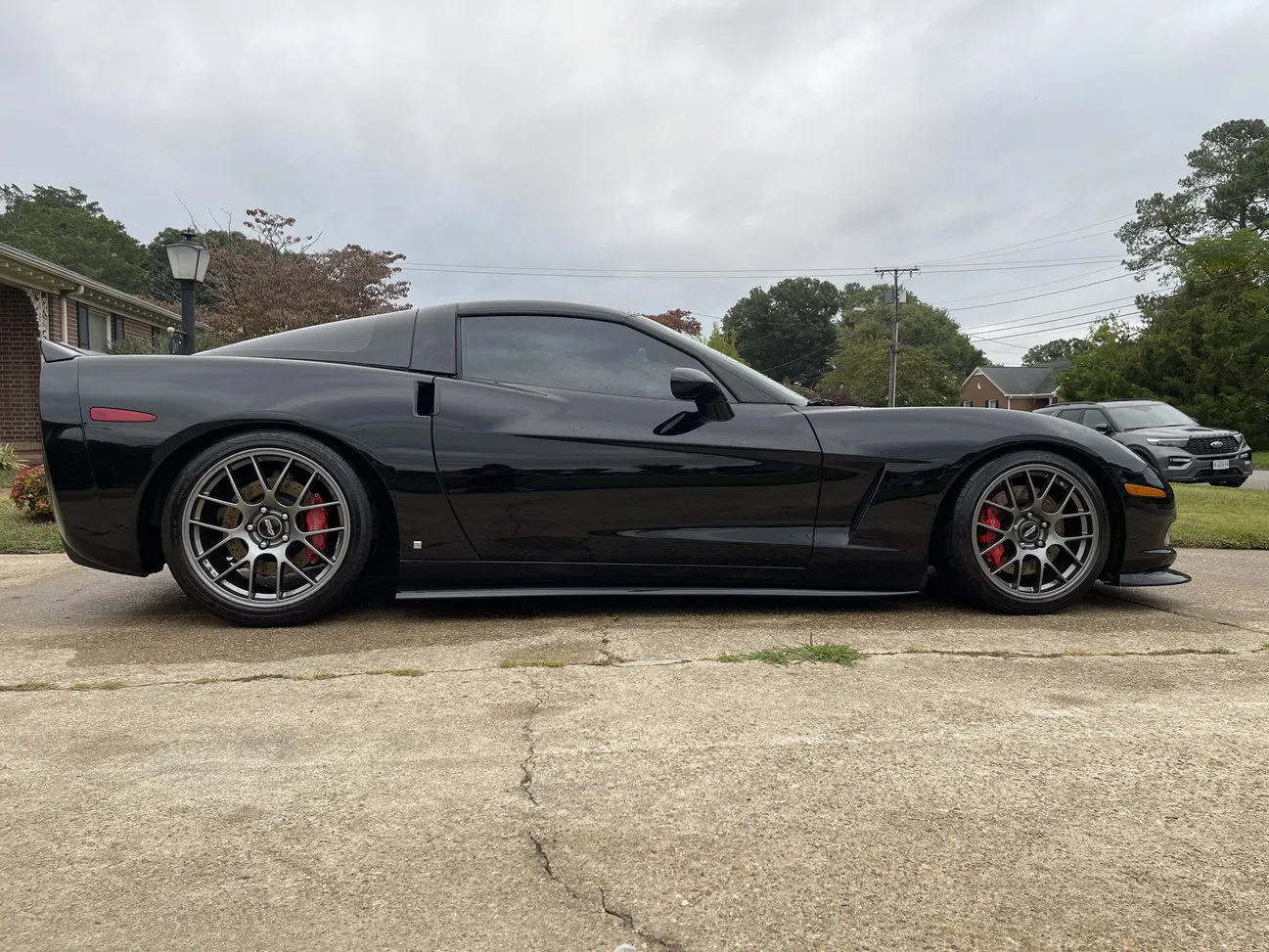 Chevrolet C6 Corvette Base/Z51 with 18