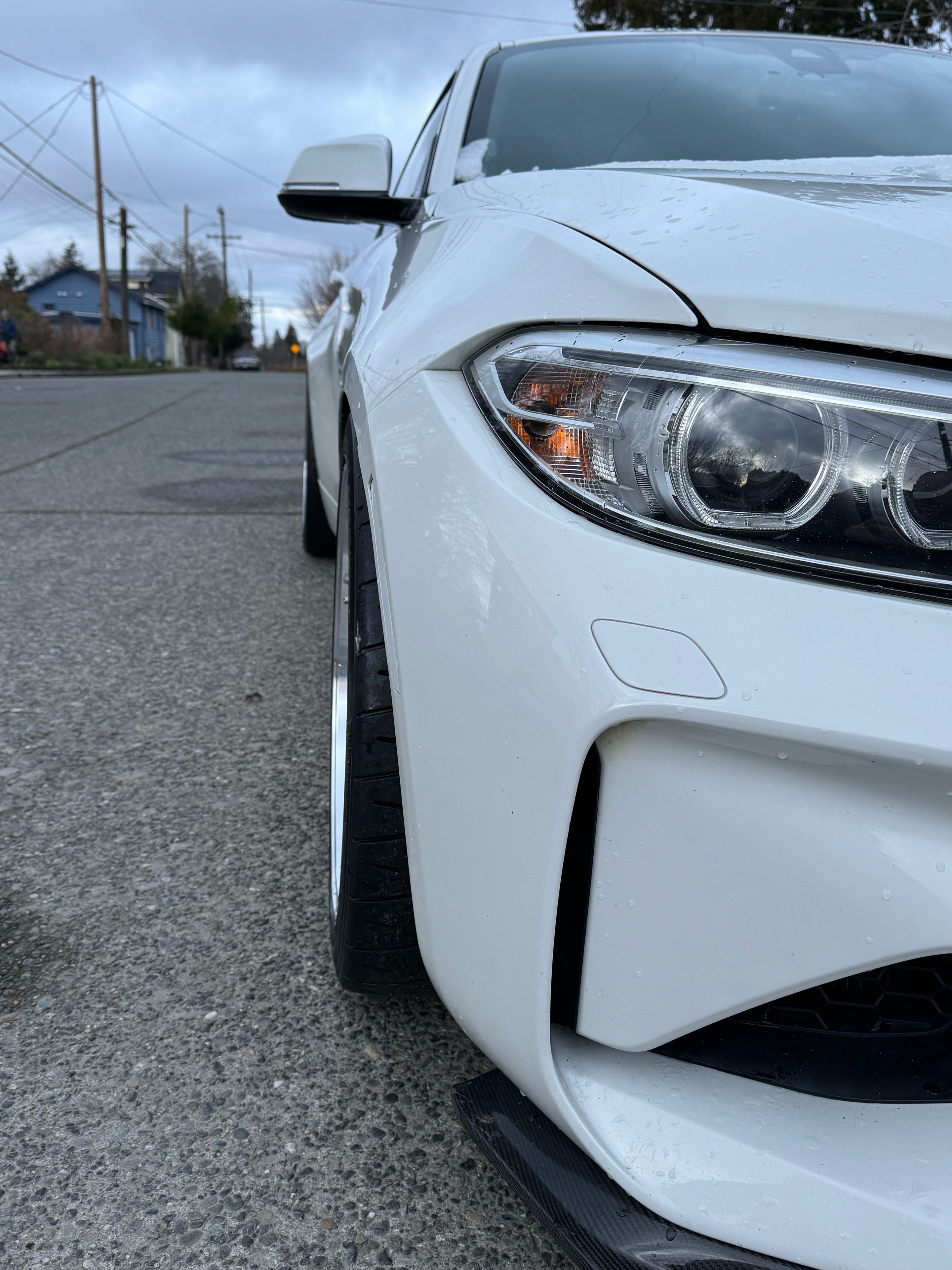 White BMW F87 M2 with 18" ML-10RT Apex wheels in Machined Lip Brushed Clear