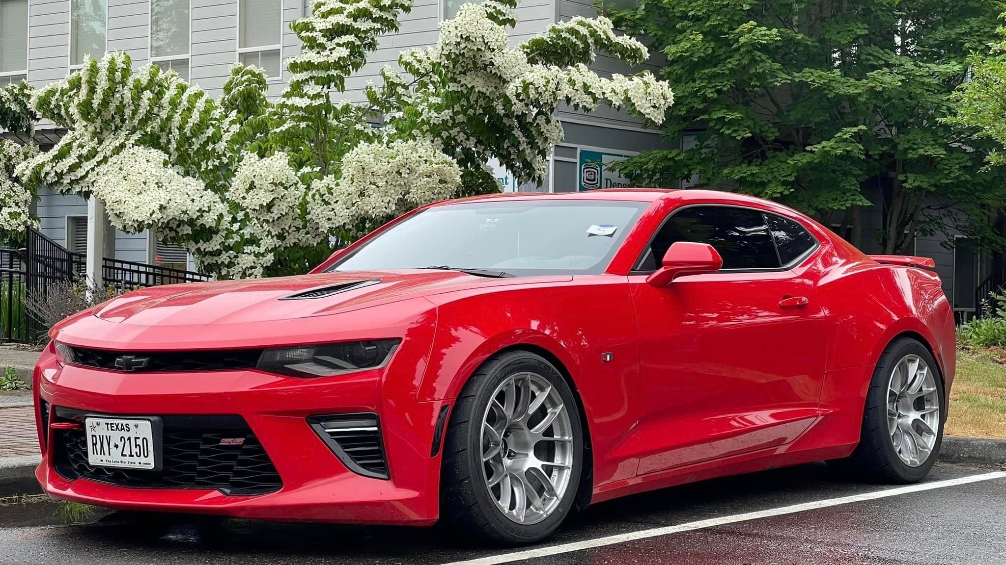 Red Chevrolet 6th Gen Camaro SS with 18" EC-7RS Apex wheels in Brushed Clear