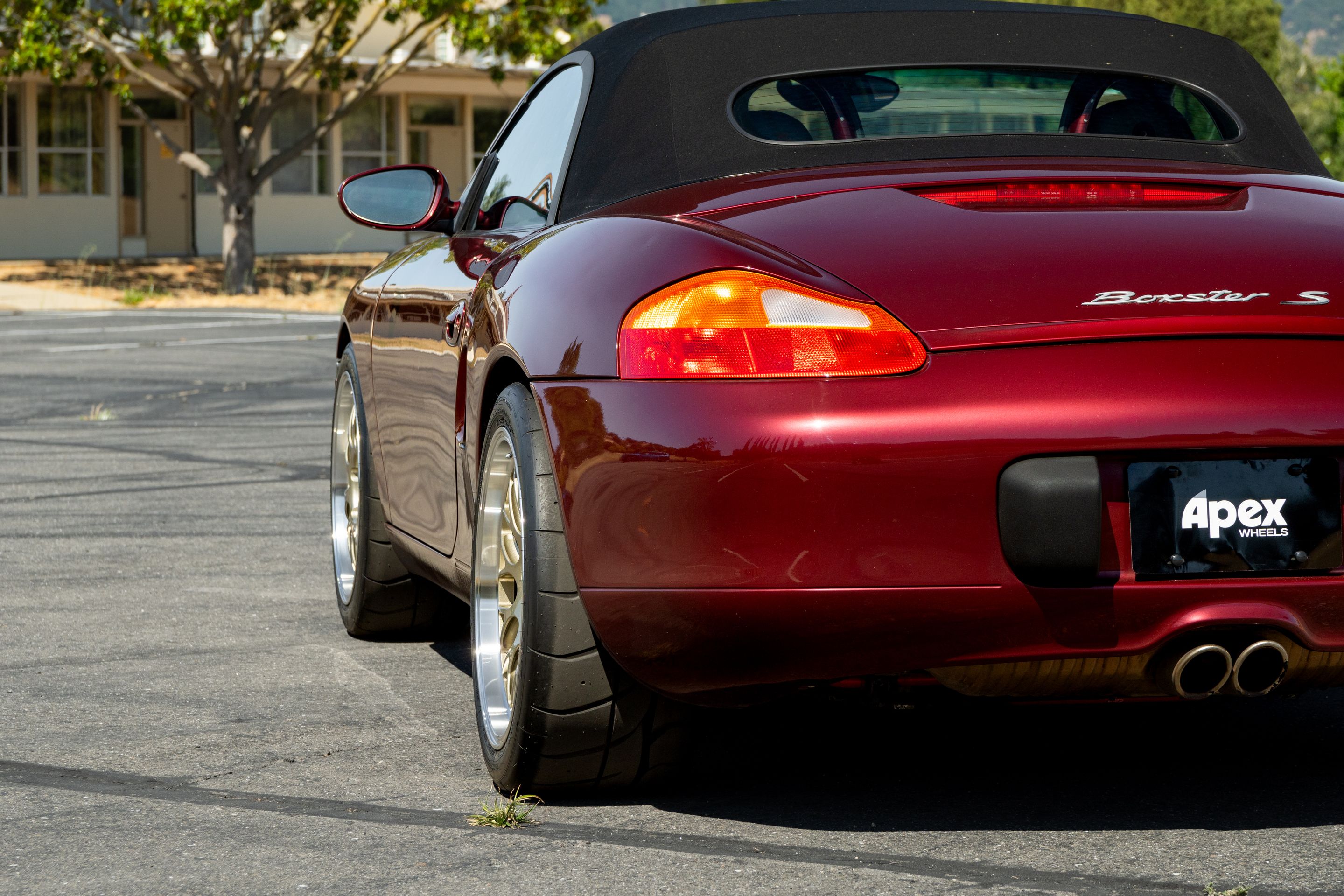 Red Porsche 986 Boxster with 18" ML-10RT Apex wheels in Machined Lip Gloss Motorsport Gold