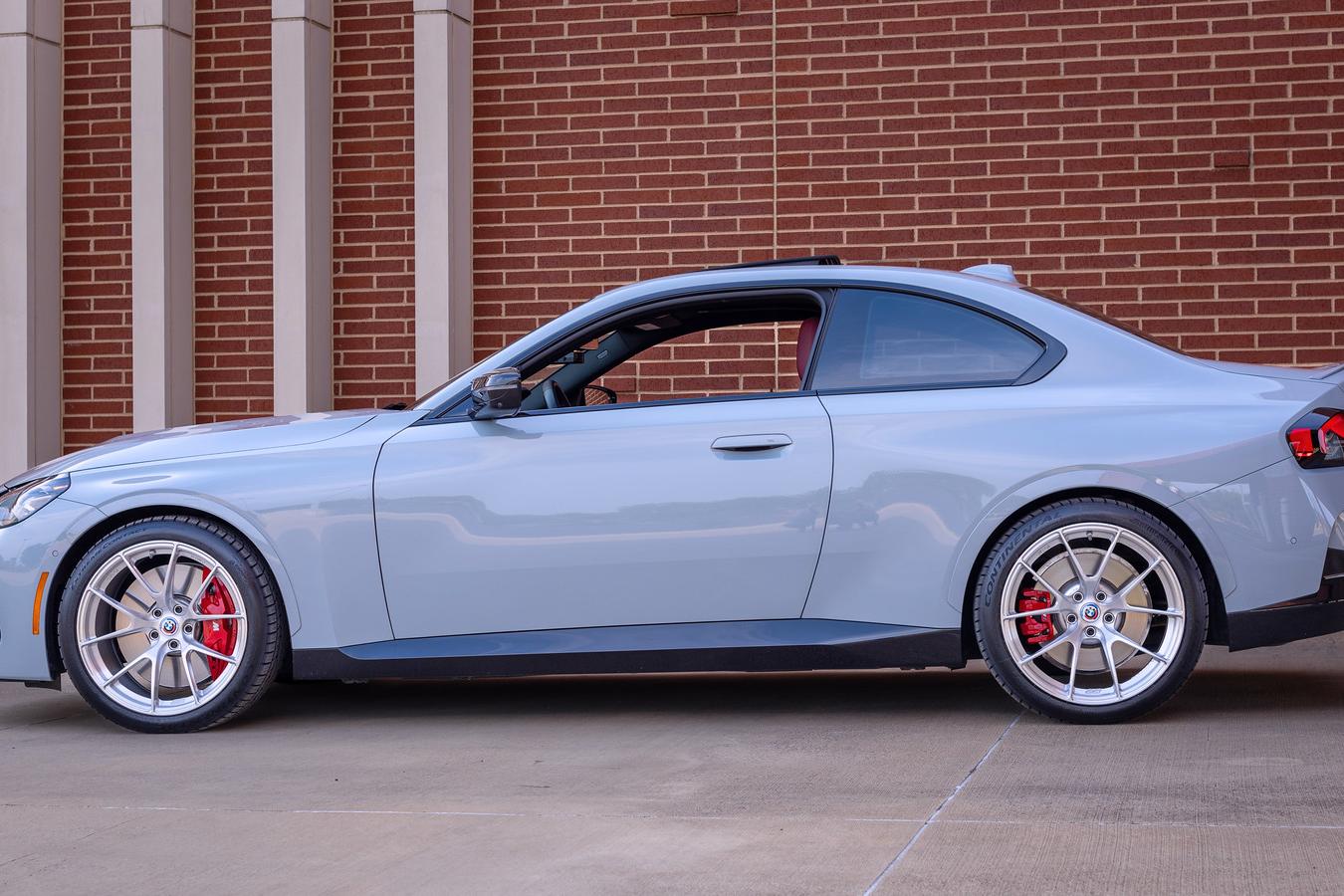 BMW G42 2 Series with 19