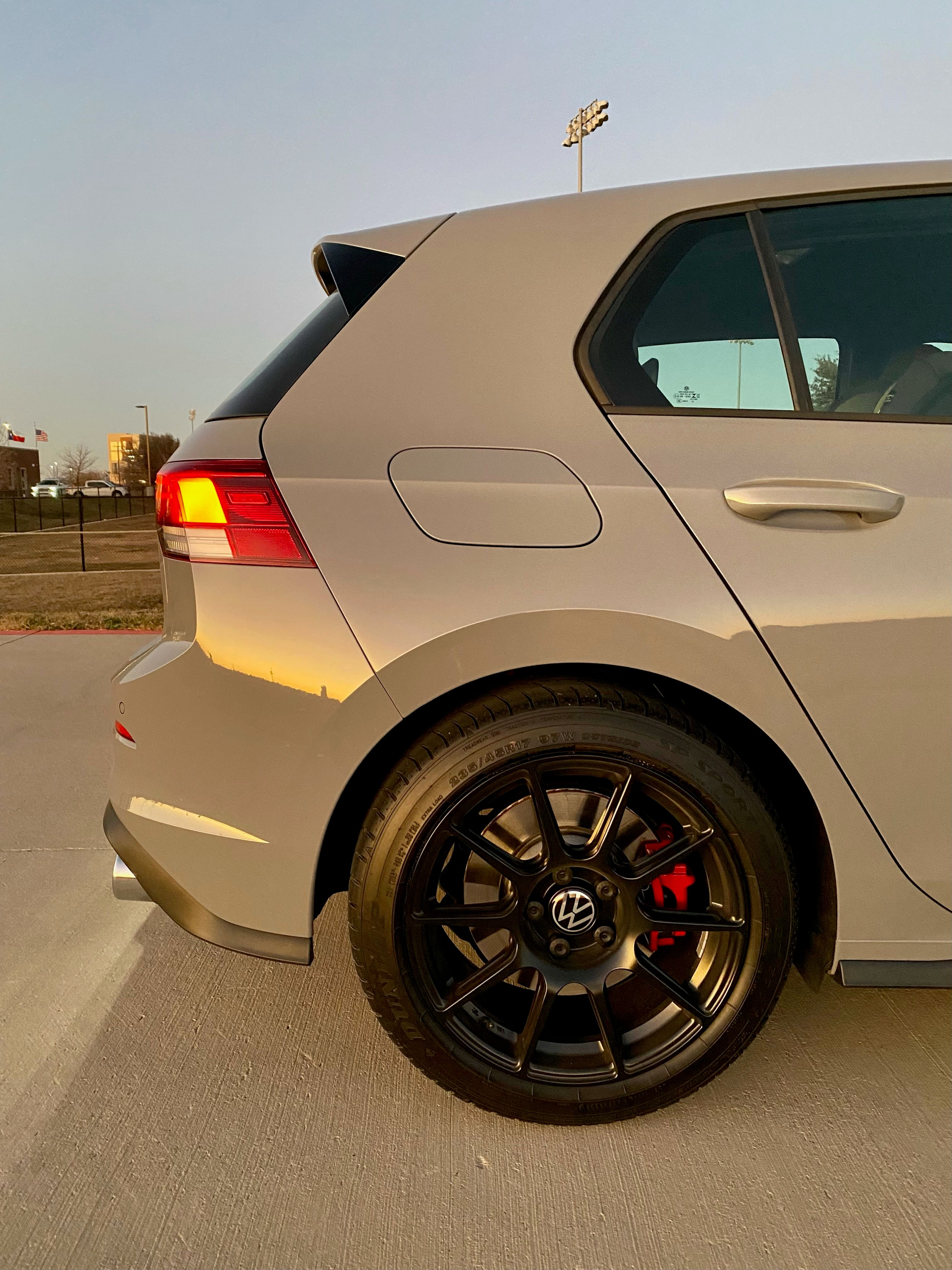 VW MK8 GTI with 17