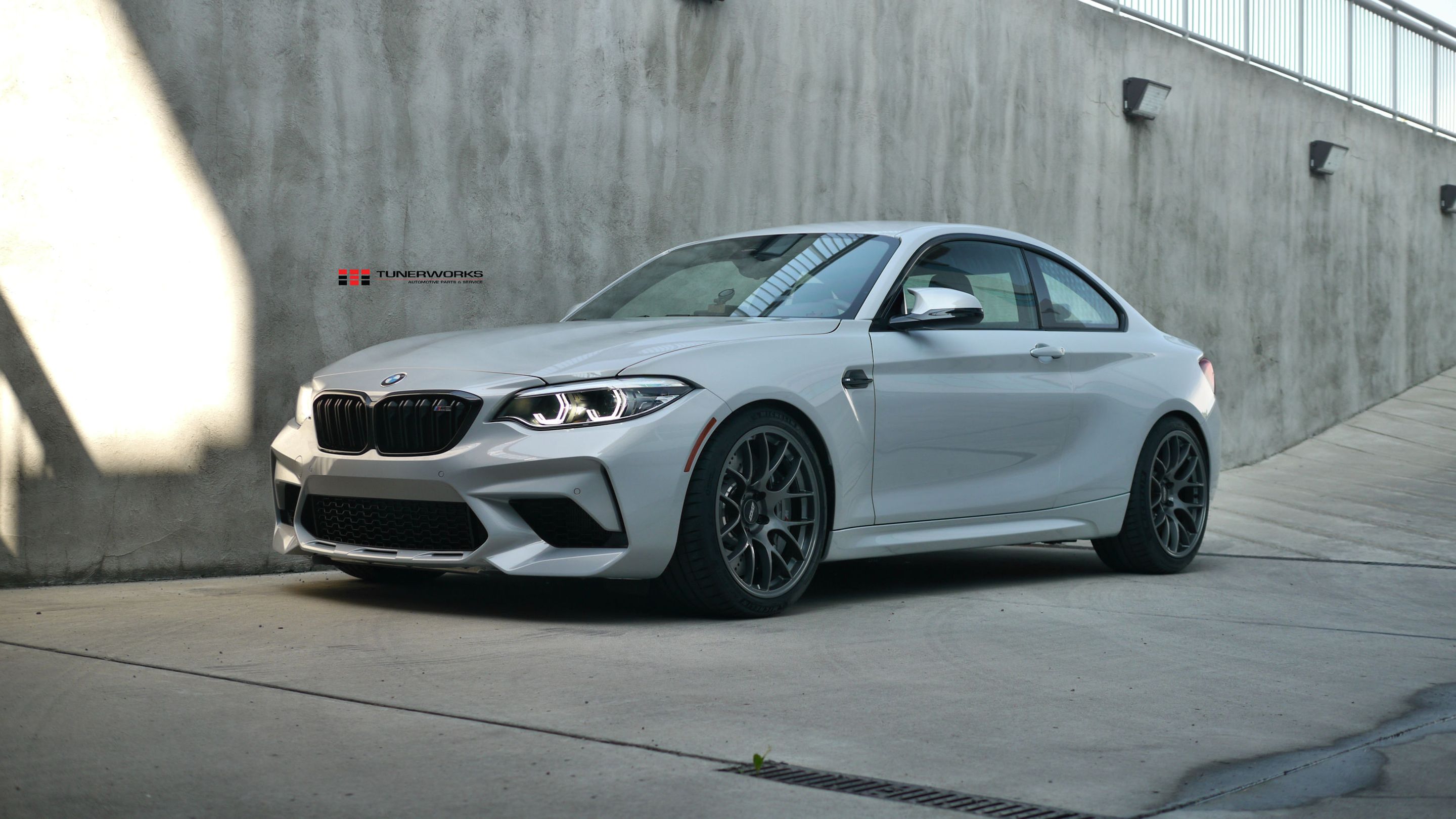 Silver BMW F87 M2 with 19" EC-7 Apex wheels in Anthracite