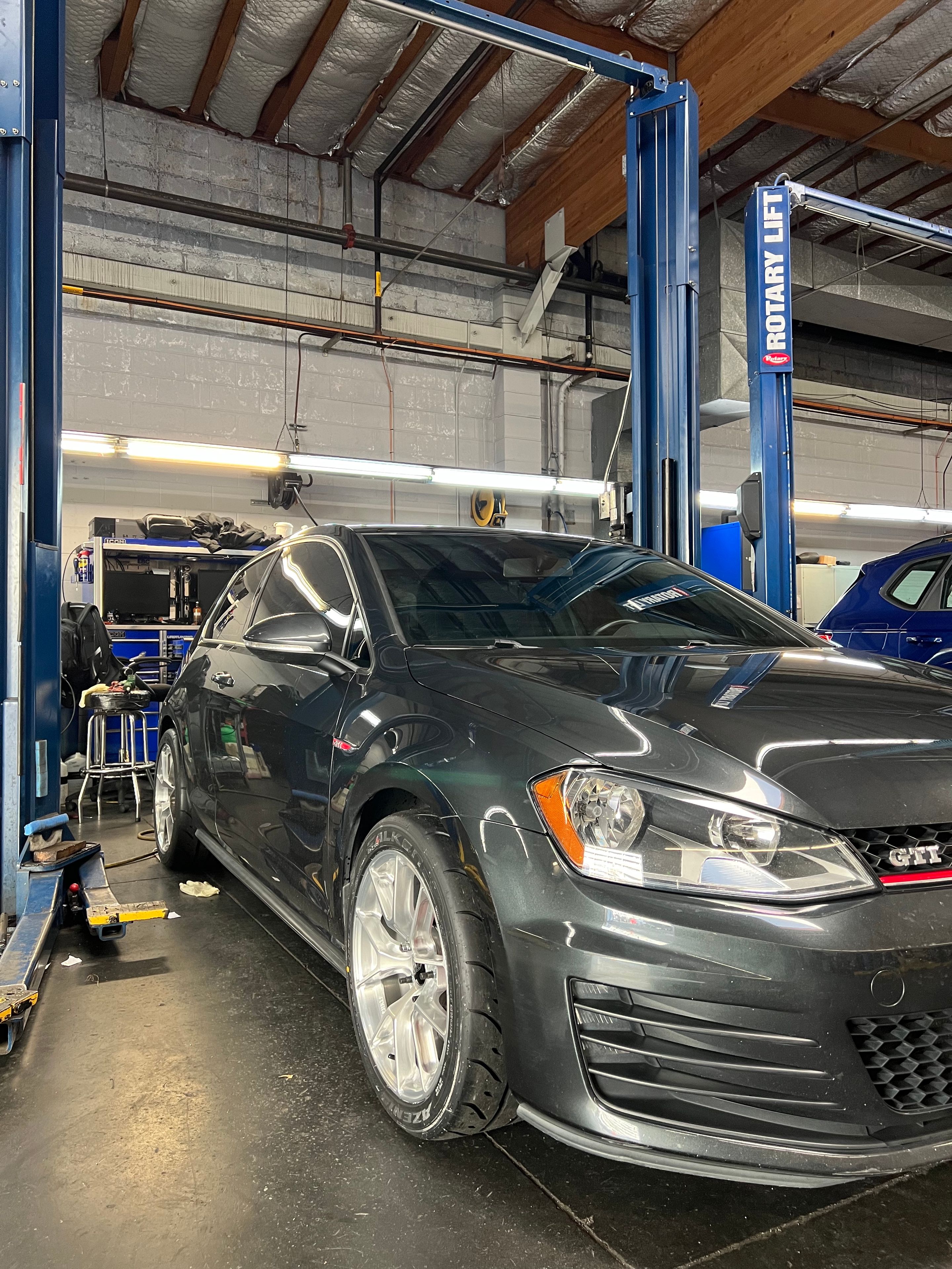 Grey VW MK7 GTI with 17" VS-5RS Apex wheels in Brushed Clear