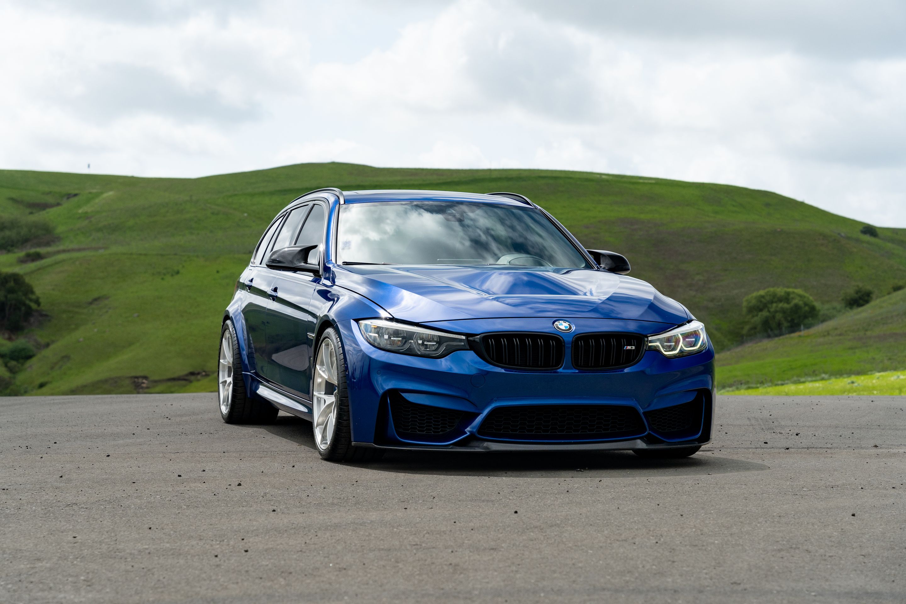 Blue BMW F80 M3 with 19" VS-5RS Apex wheels in Brushed Clear