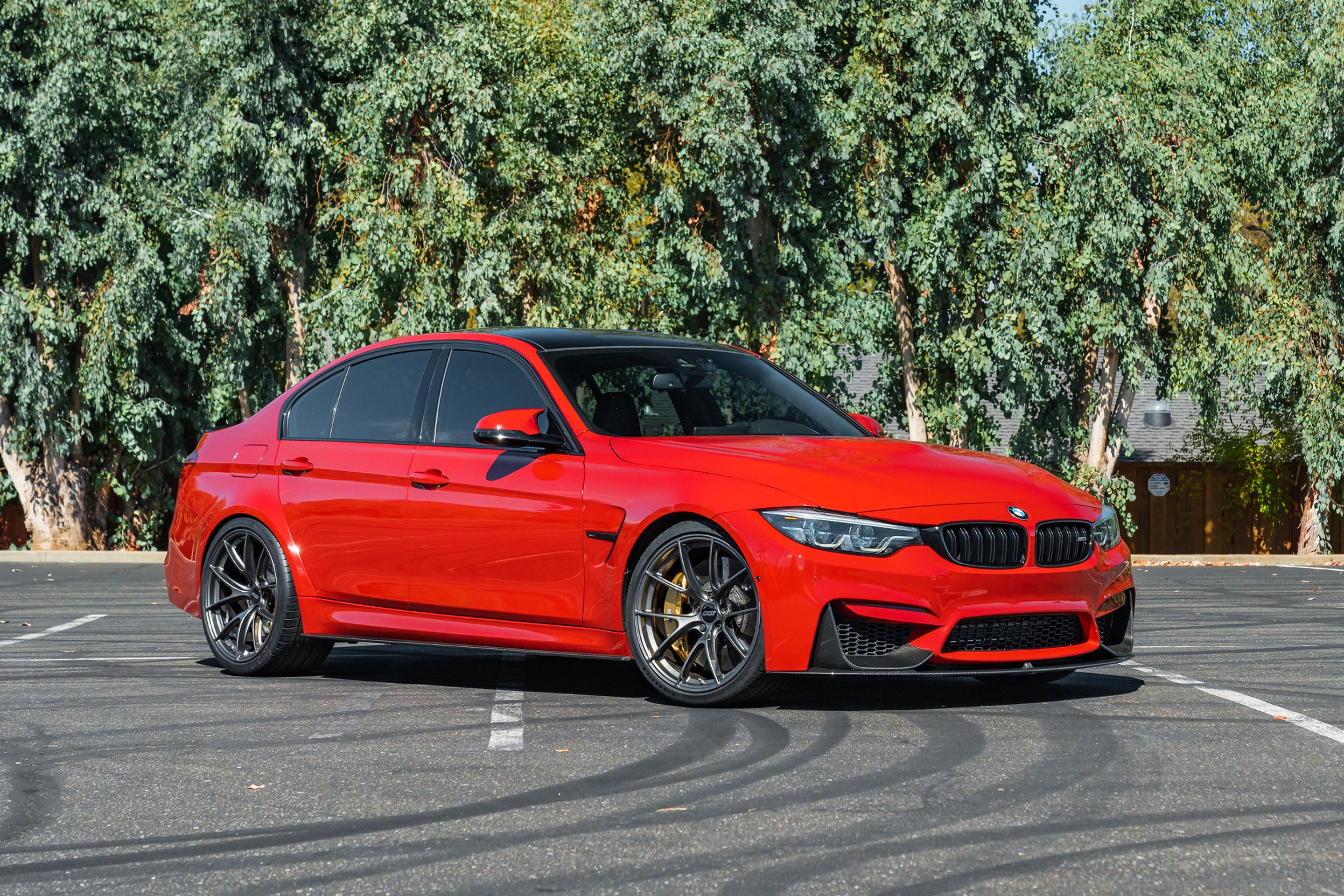 Red BMW F80 M3 with 20" VS-5RS Apex wheels in Anthracite