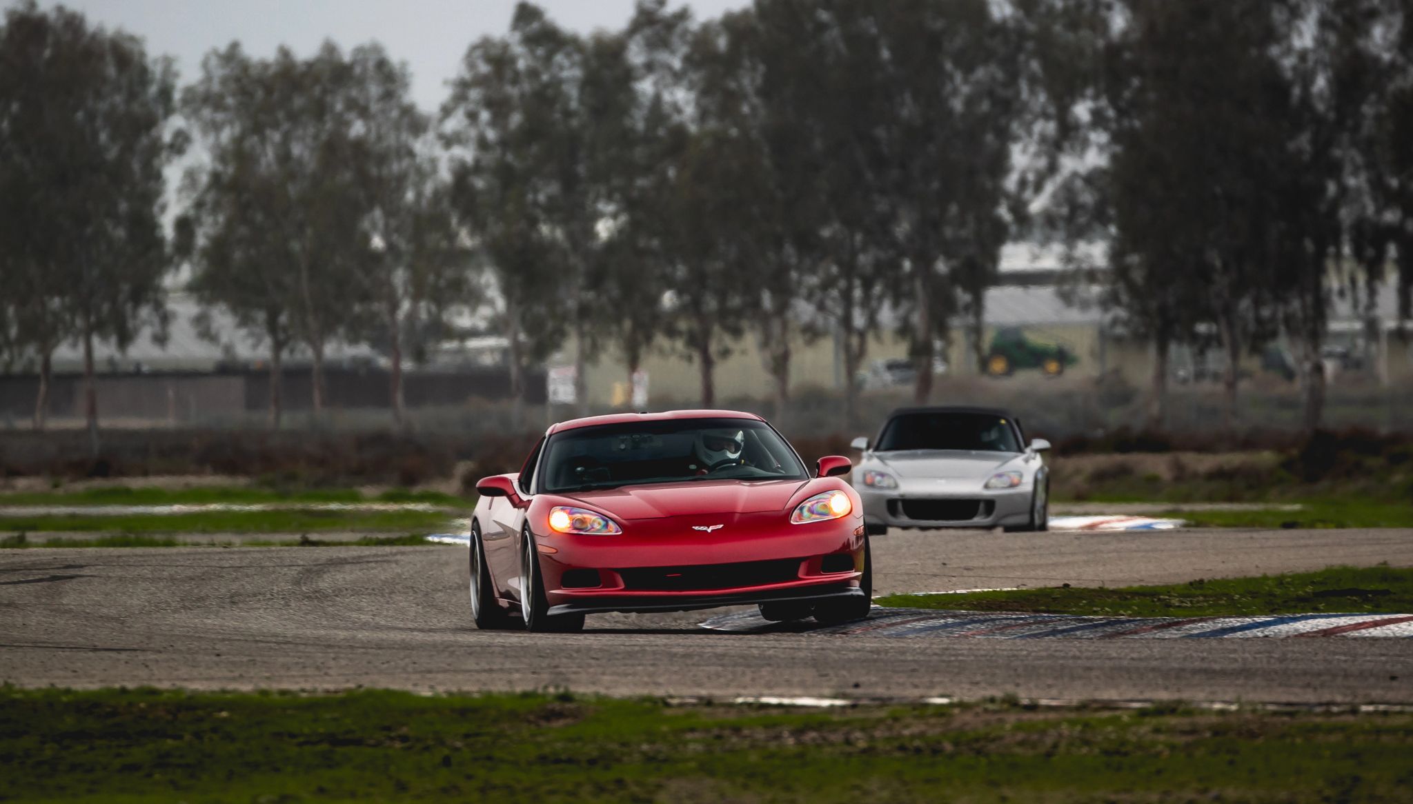 Chevrolet C6 Corvette Base/Z51 with 18