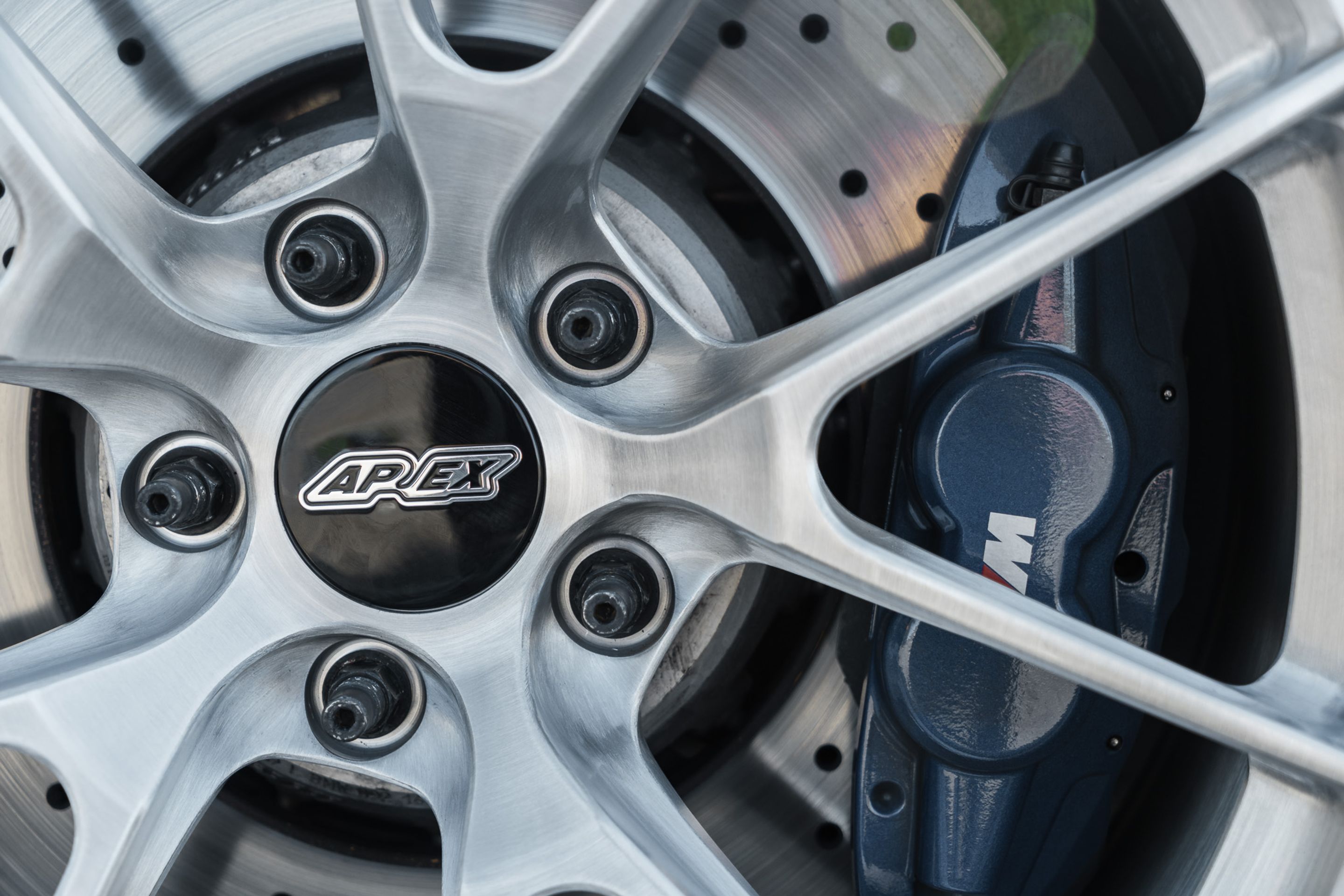 Black BMW F87 M2 with 19" VS-5RS Apex wheels in Brushed Clear