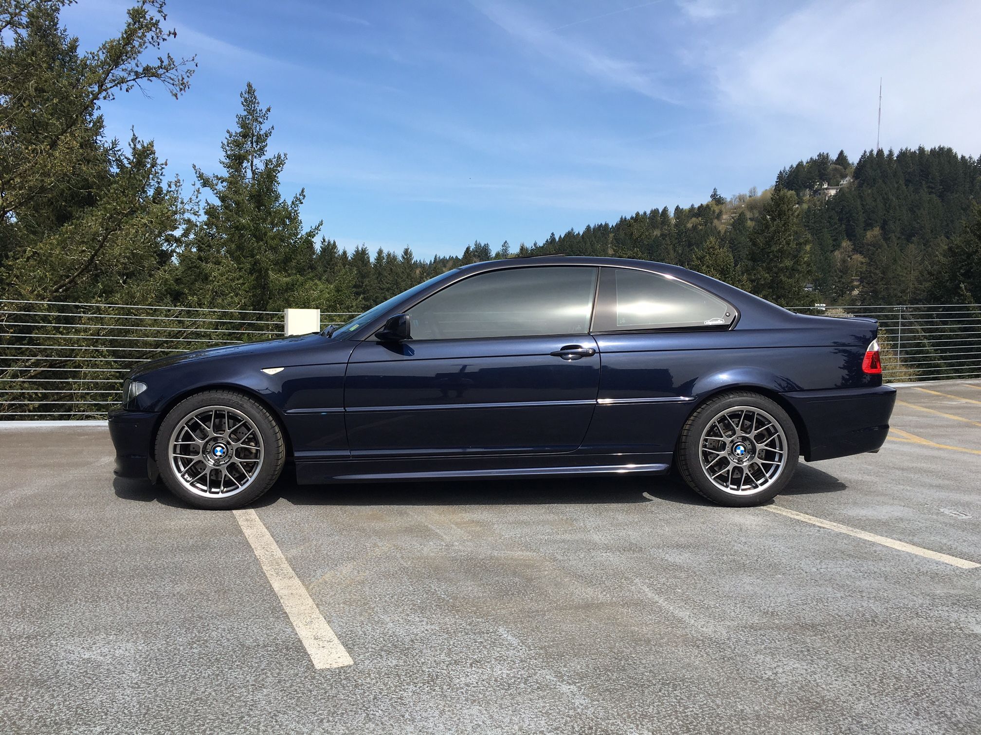 Blue BMW E46 3 Series with 17" ARC-8 Apex wheels in Hyper Black