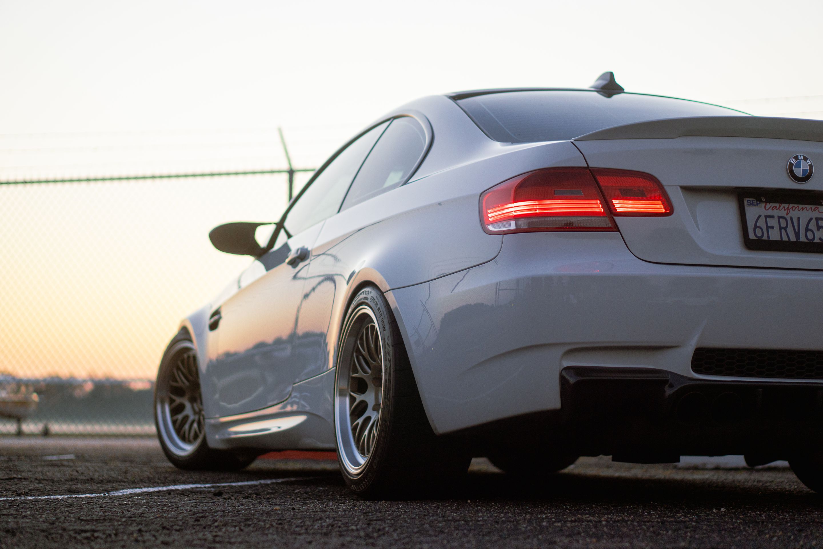 White BMW E92 Coupe M3 with 18" ML-10RT Apex wheels in Machined Lip Gloss Motorsport Gold
