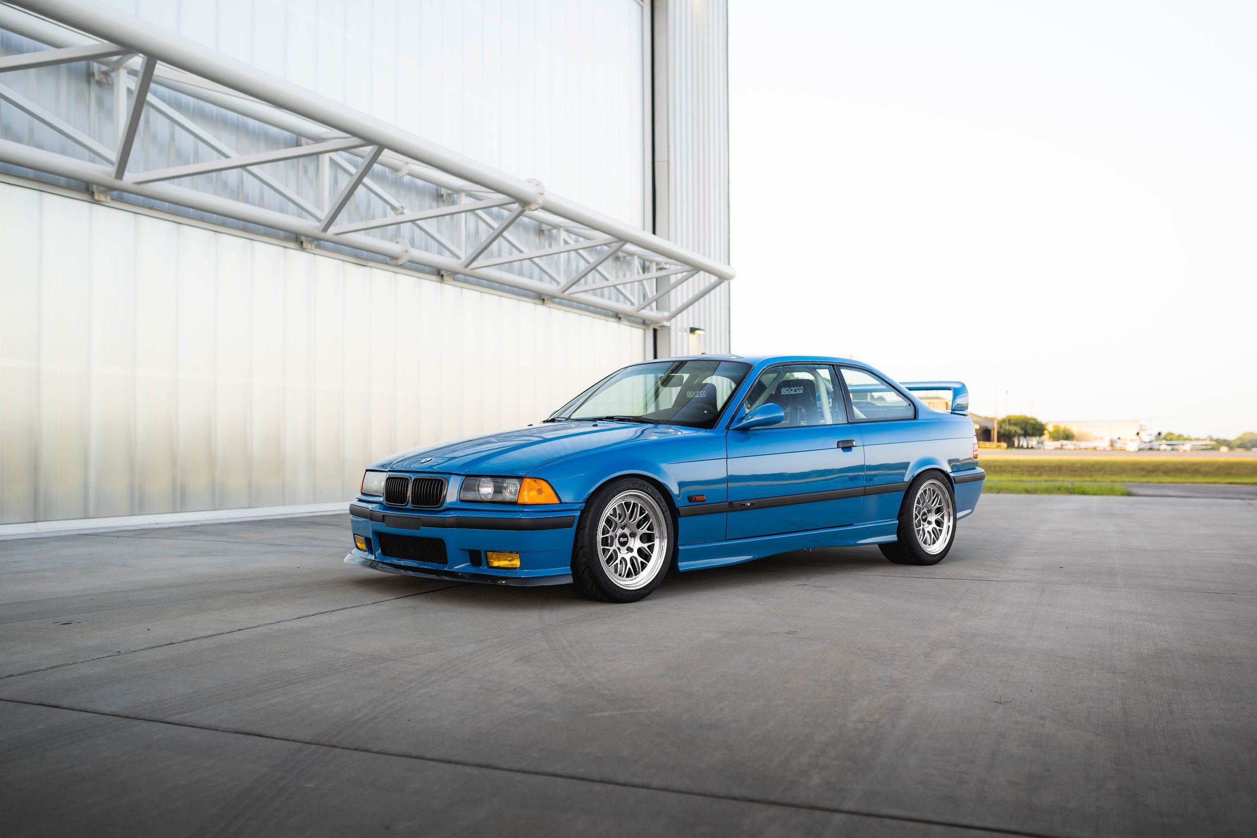 Blue BMW E36 M3 with 17" ML-10RT Apex wheels in Machined Lip Race Silver