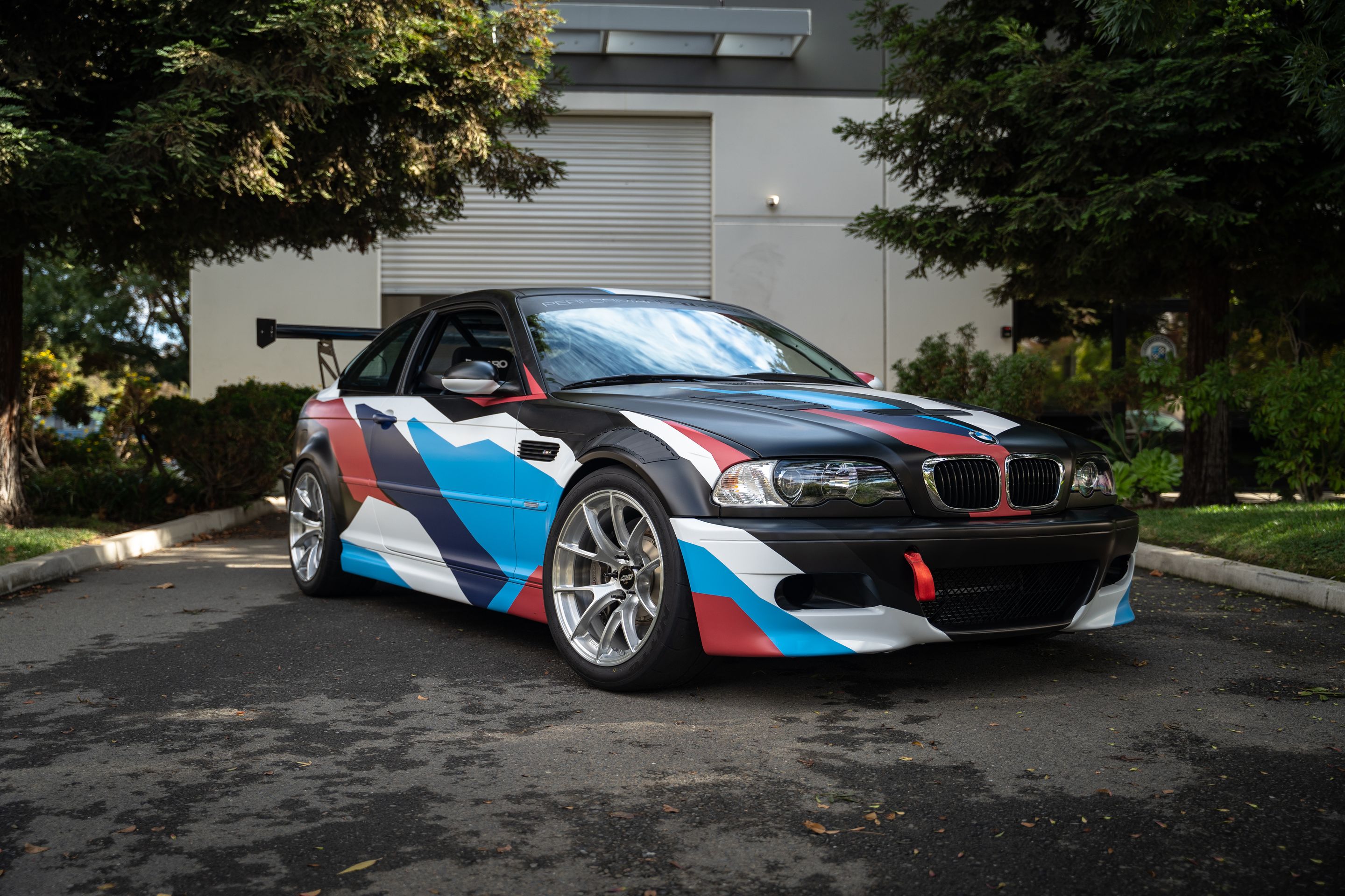 Multicolor BMW E46 M3 with 18" VS-5RS Apex wheels in Brushed Clear