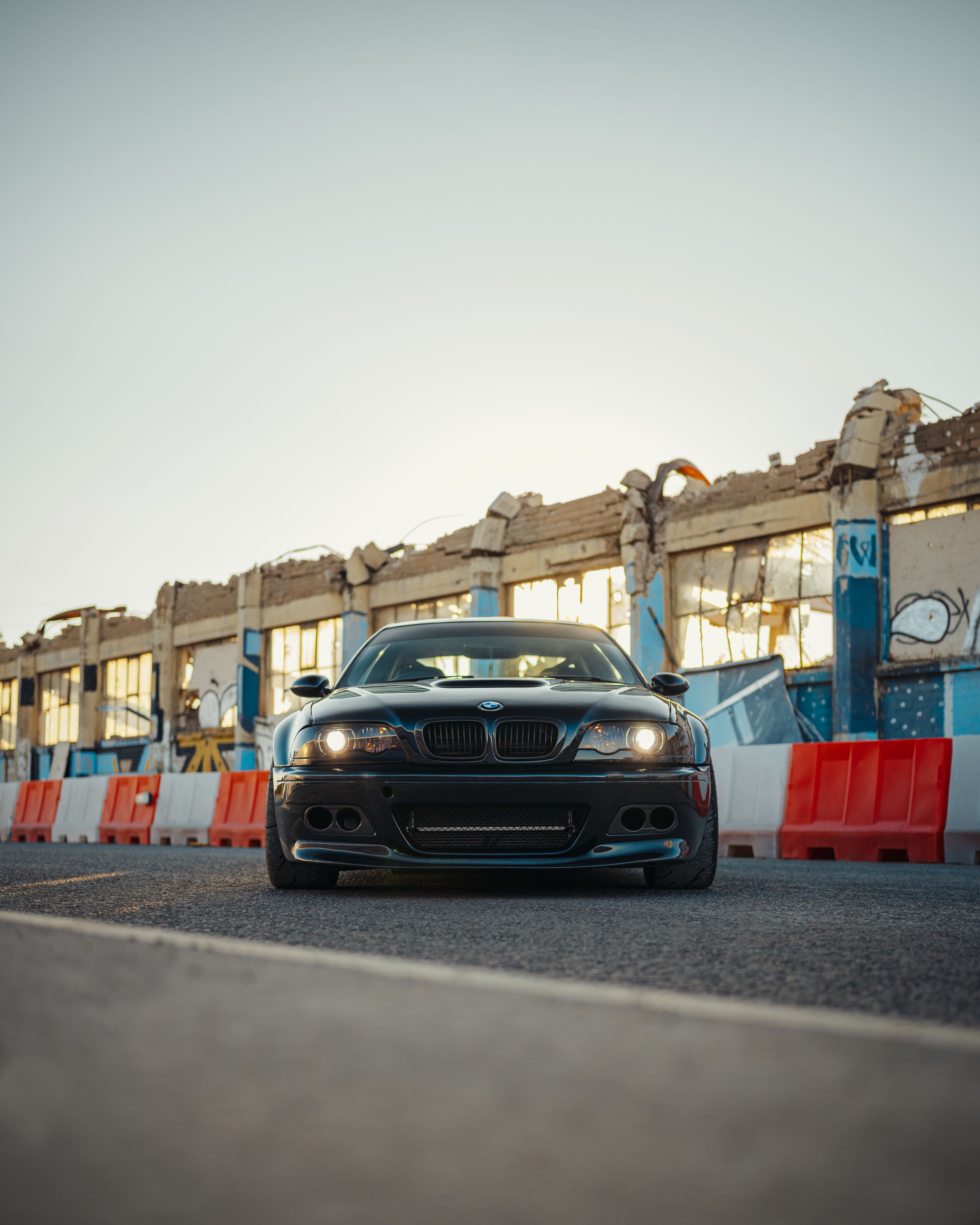 Black BMW E46 M3 with 18" ARC-8 Apex wheels in Satin Bronze