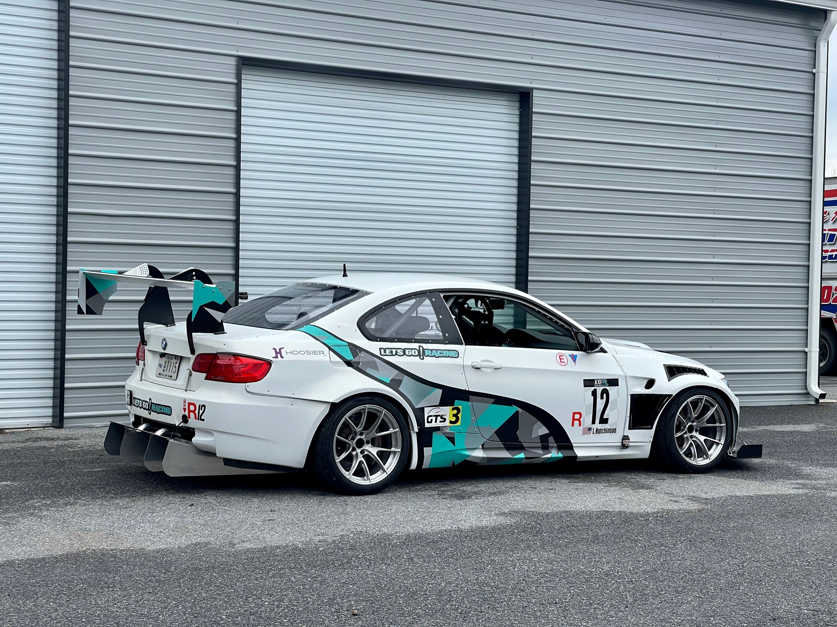 White BMW E92 Coupe M3 with 18" VS-5RS Apex wheels in Brushed Clear