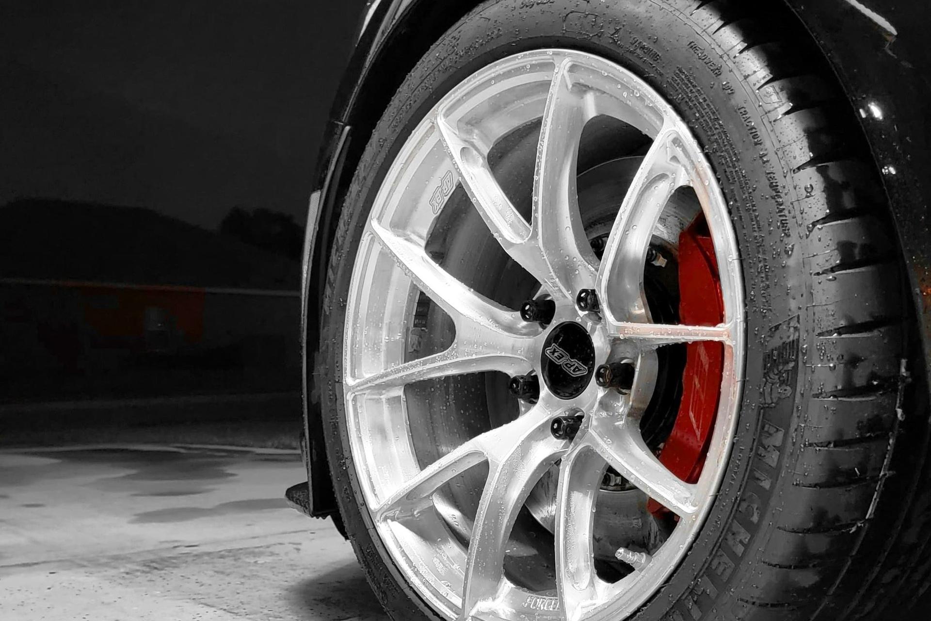 Cadillac ATS-V with 18