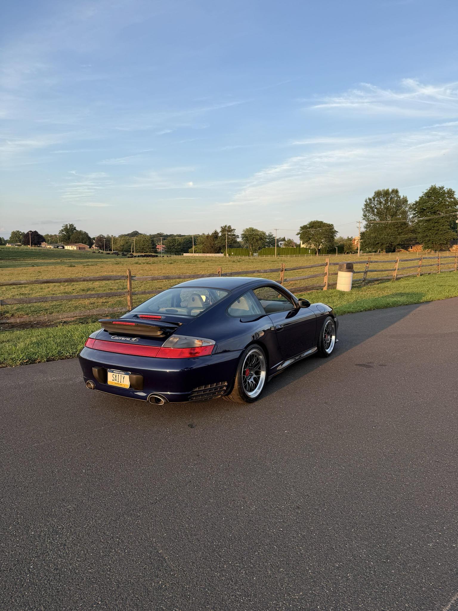 Porsche 911 996 Carrera 4S with 18