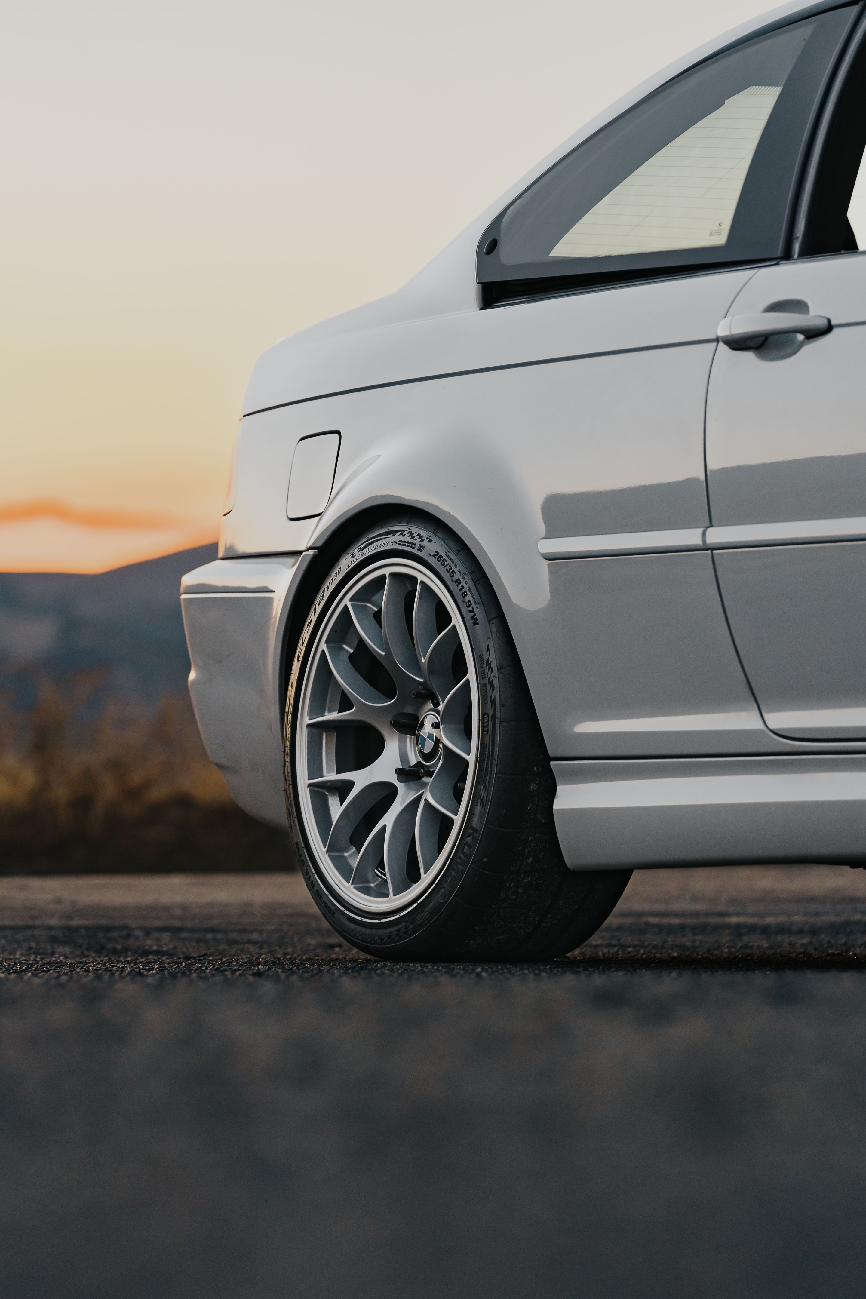 White BMW E46 M3 with 18" EC-7 Apex wheels in Race Silver