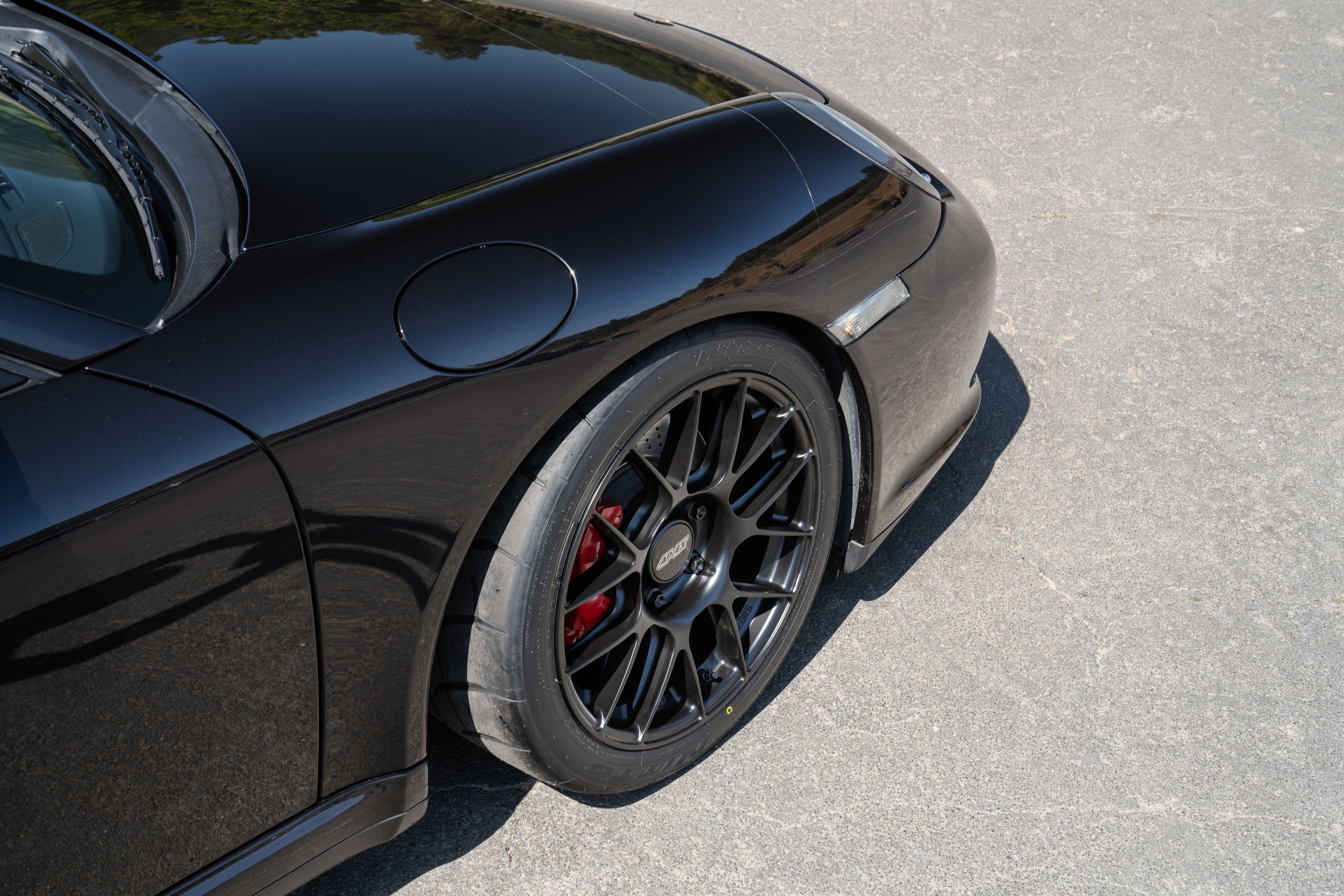 Porsche 911 997 Carrera 4S with 18