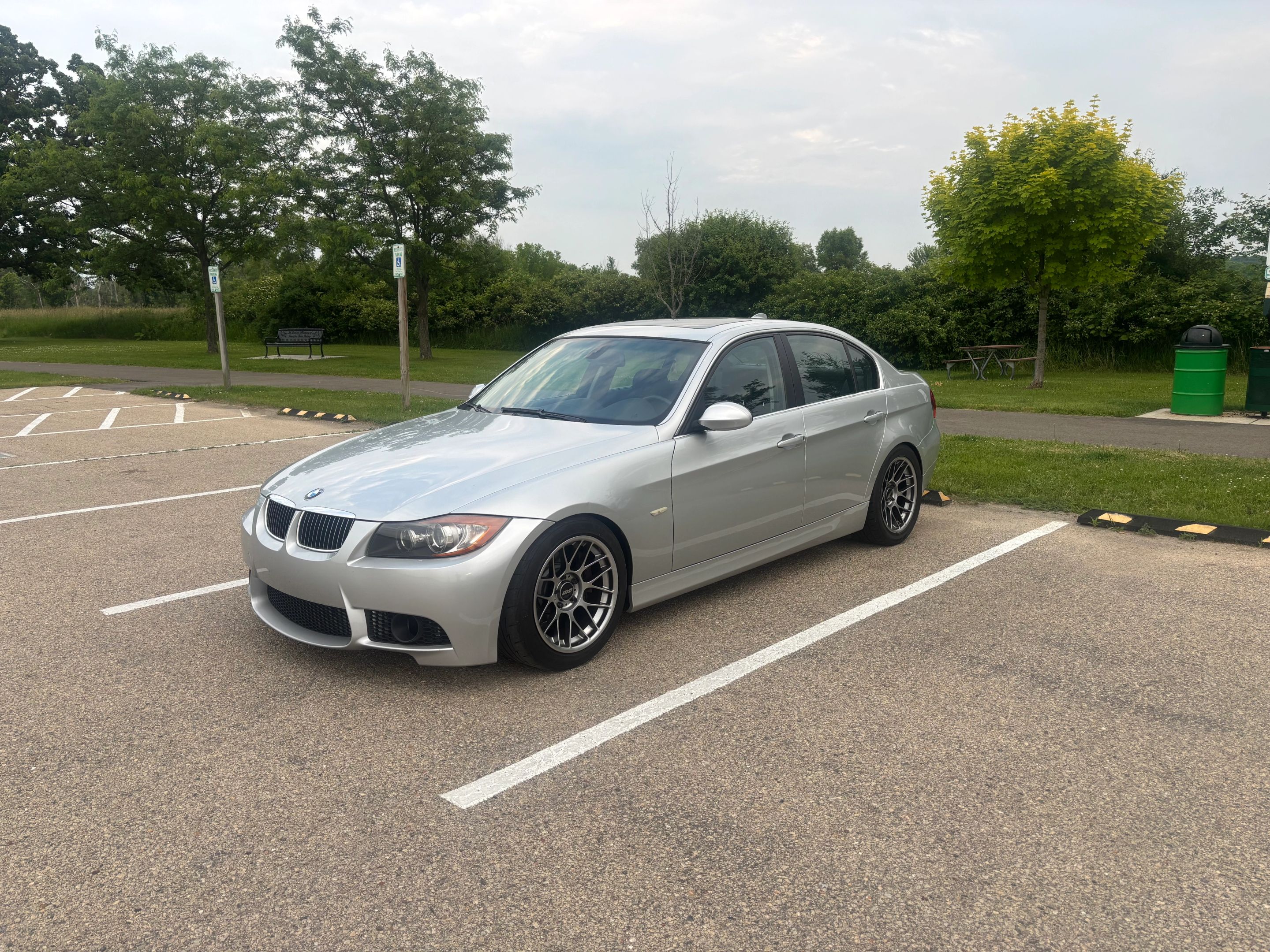 Silver BMW  3 Series with 17" ARC-8 Apex wheels in Hyper Black