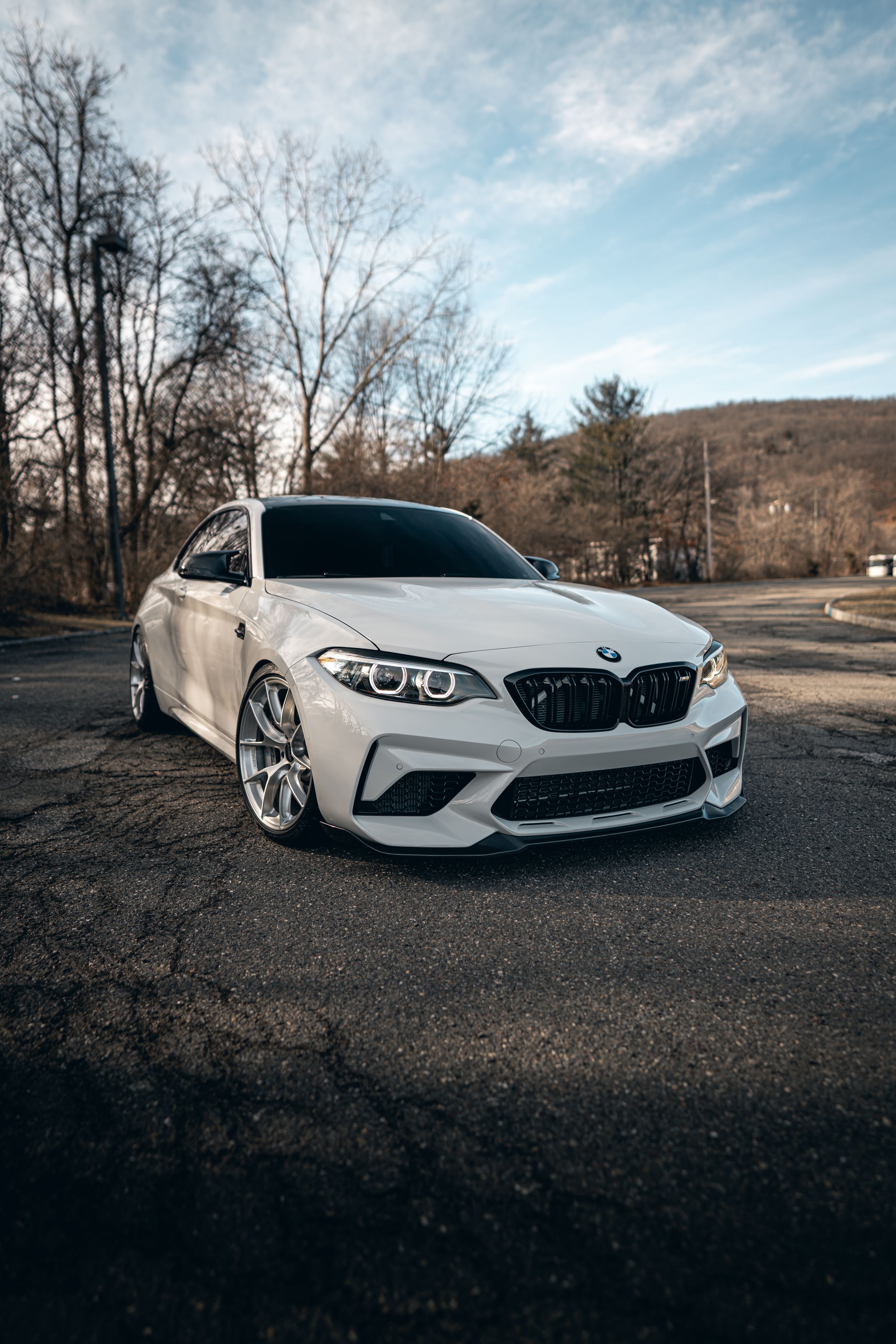White BMW F87 M2 with 19" VS-5RS Apex wheels in Brushed Clear