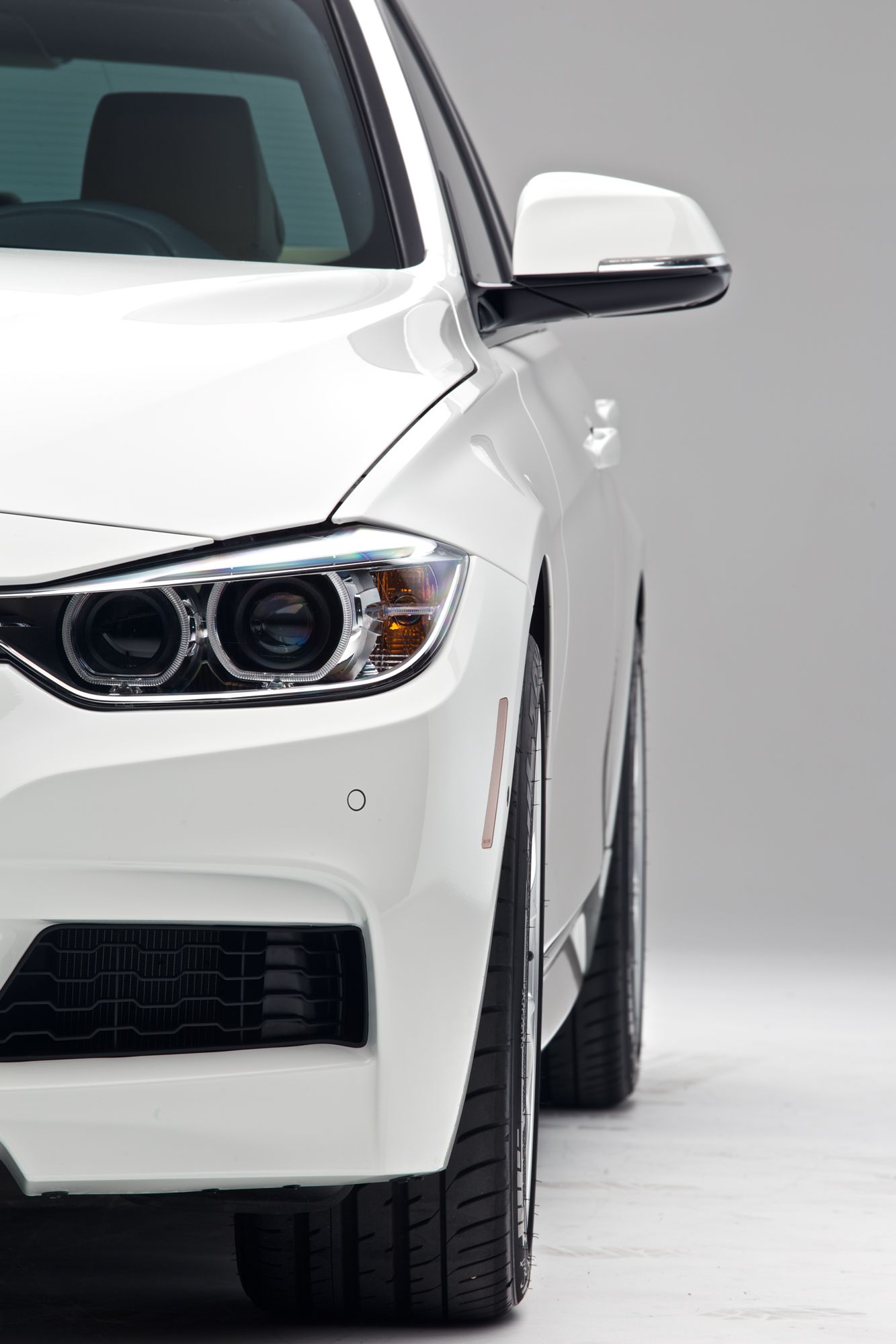 White BMW F30 Sedan 3 Series with 18" EC-7 Apex wheels in Race Silver
