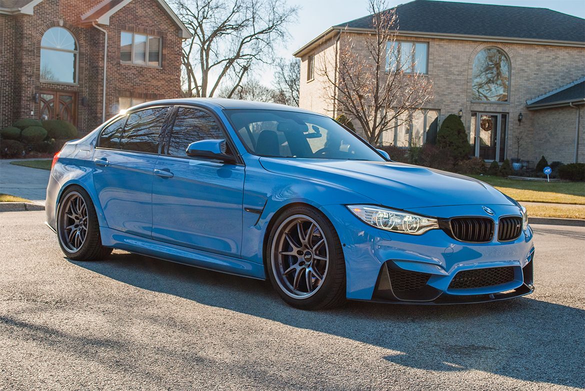 Blue BMW F31 Wagon 3 Series with 19" FL-5 Apex wheels in Anthracite