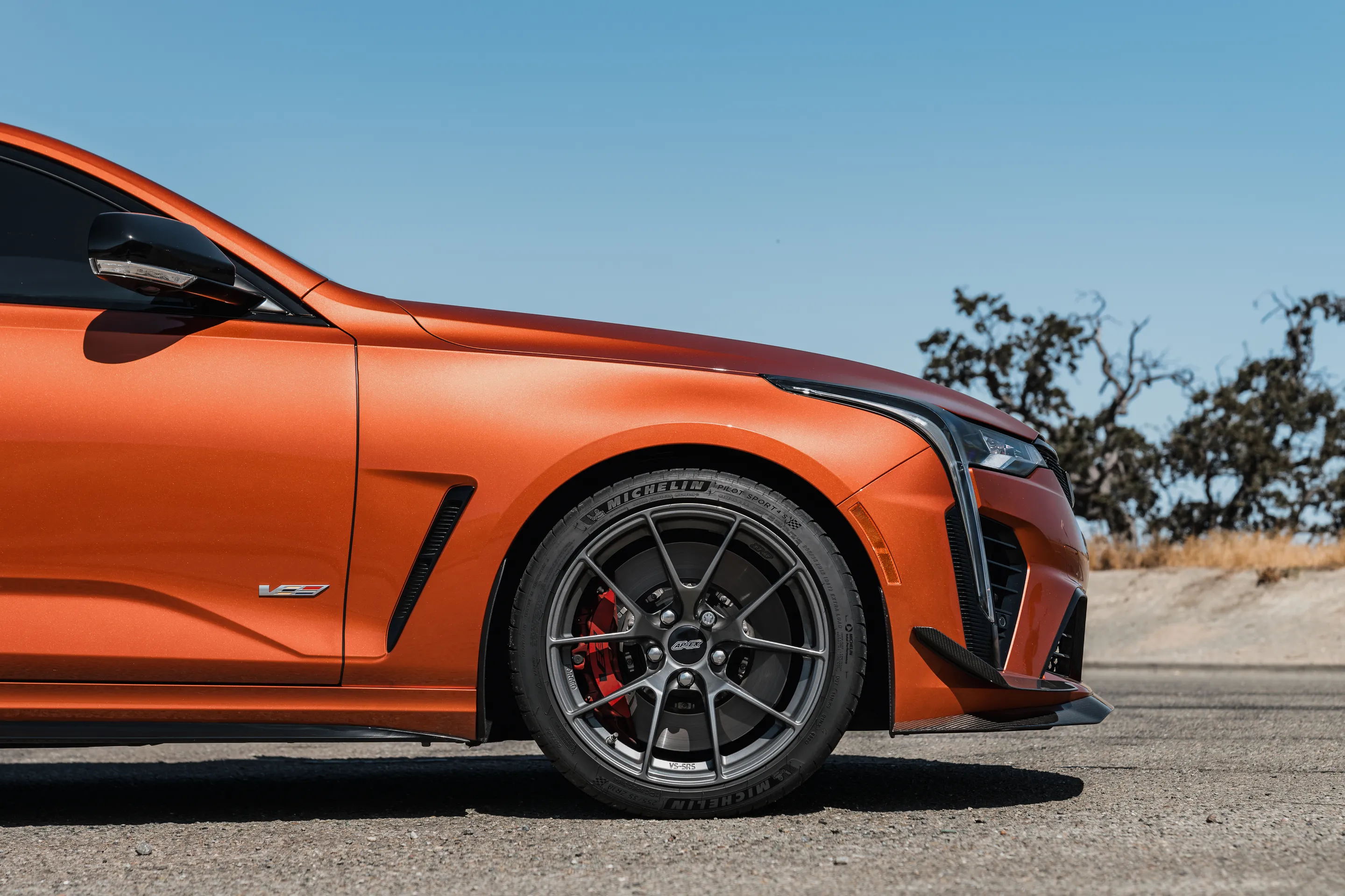 Cadillac CT4-V Blackwing with 18