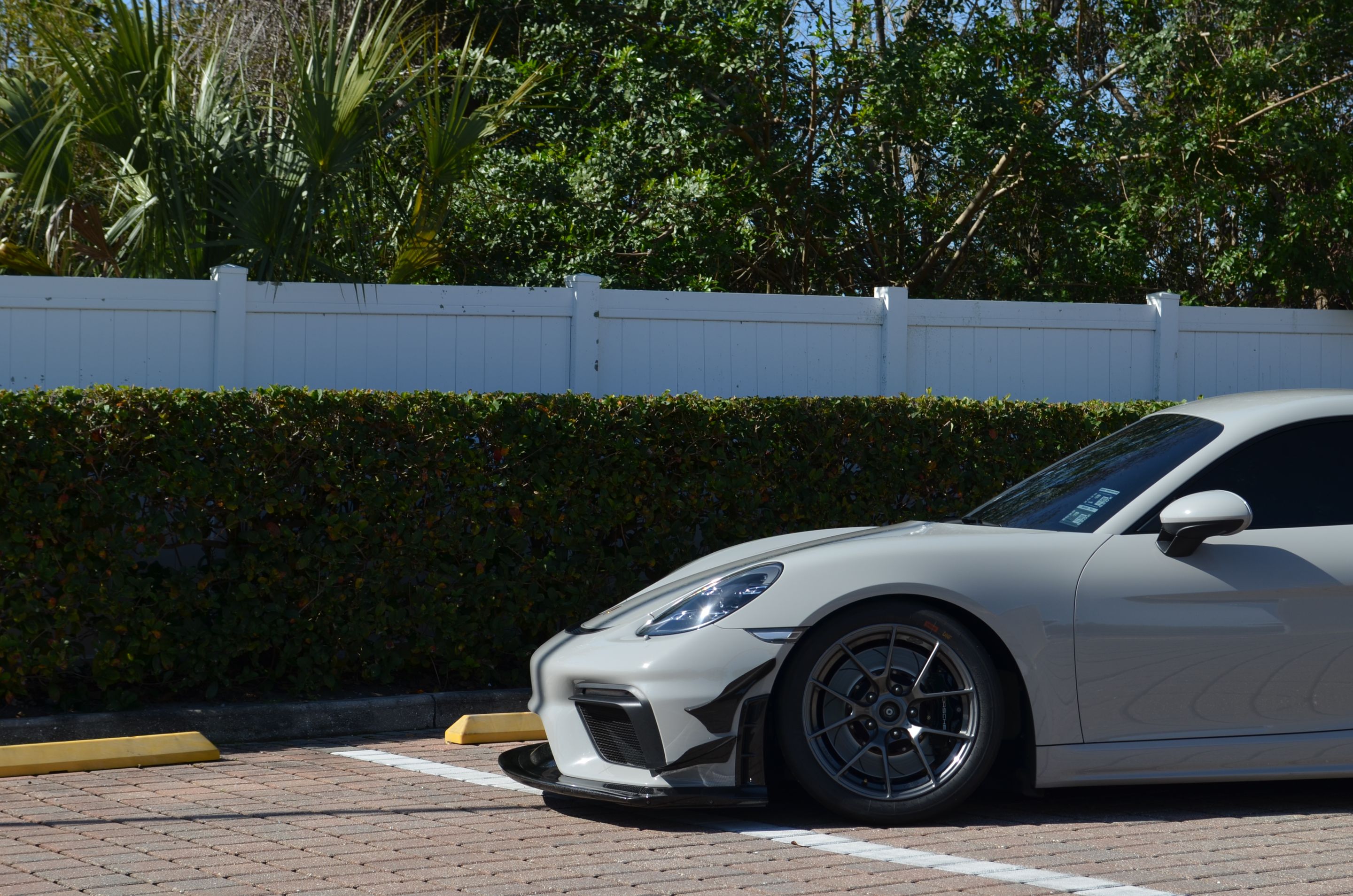 Grey Porsche 718 Cayman GT4 with 18" VS-5RS Apex wheels in Anthracite