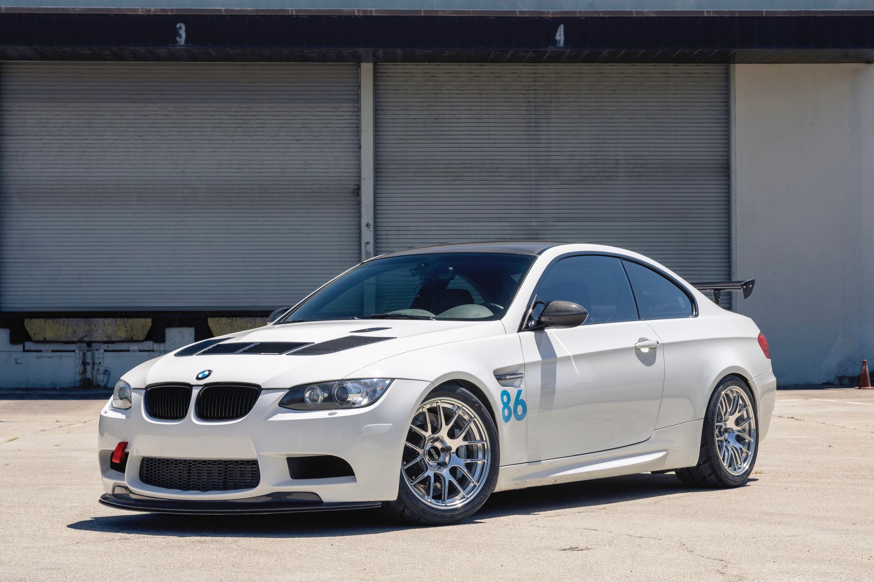 White BMW E92 Coupe M3 with 18" EC-7R Apex wheels in Polished