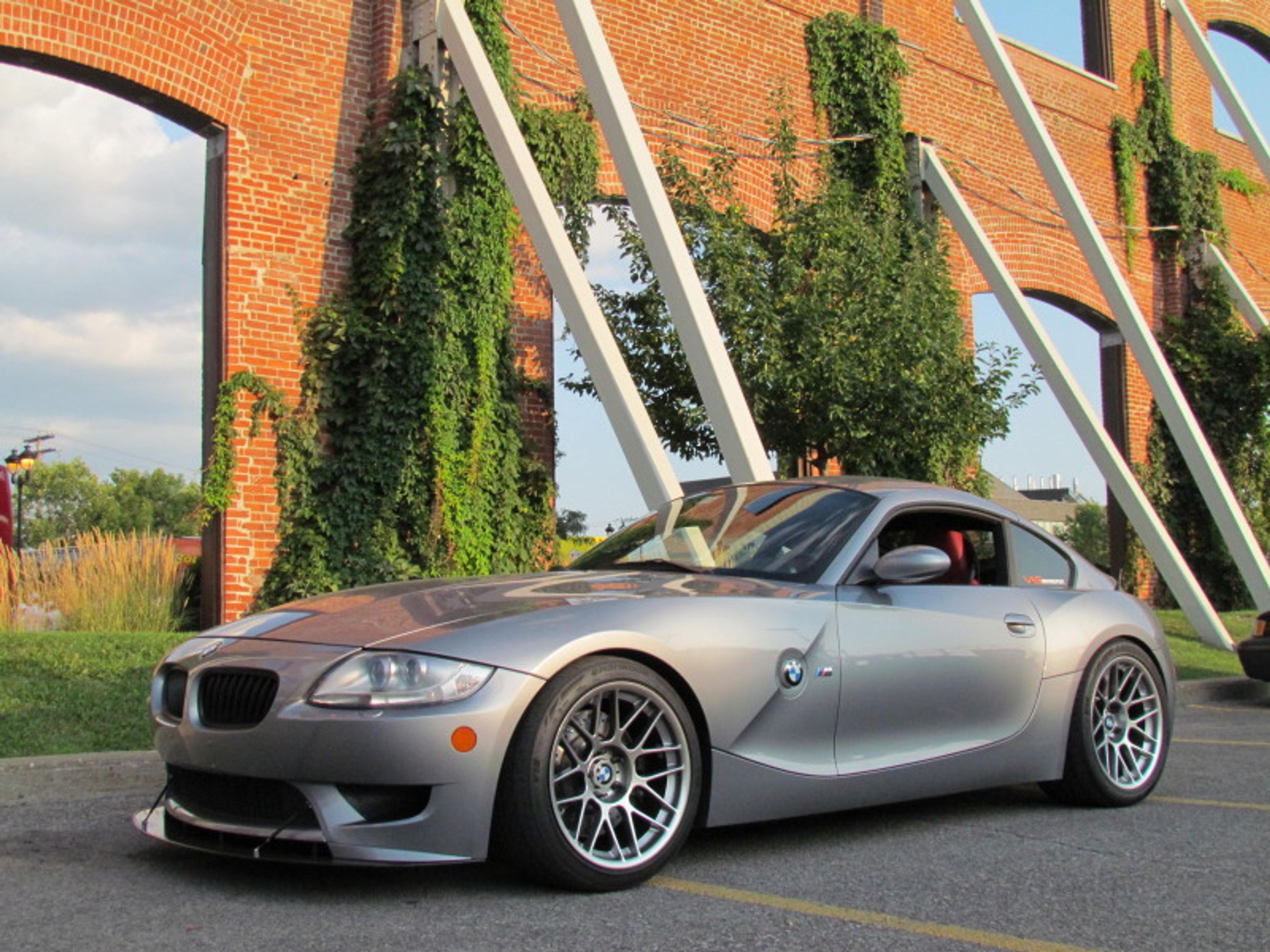 Grey BMW E86 Coupe Z4 M with 18" ARC-8 Apex wheels in Hyper Black