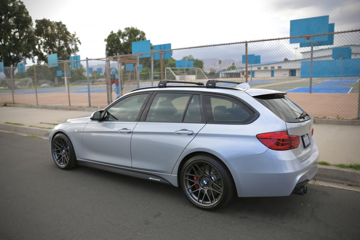 Silver BMW F31 Wagon 3 Series with 19" ARC-8 Apex wheels in Anthracite