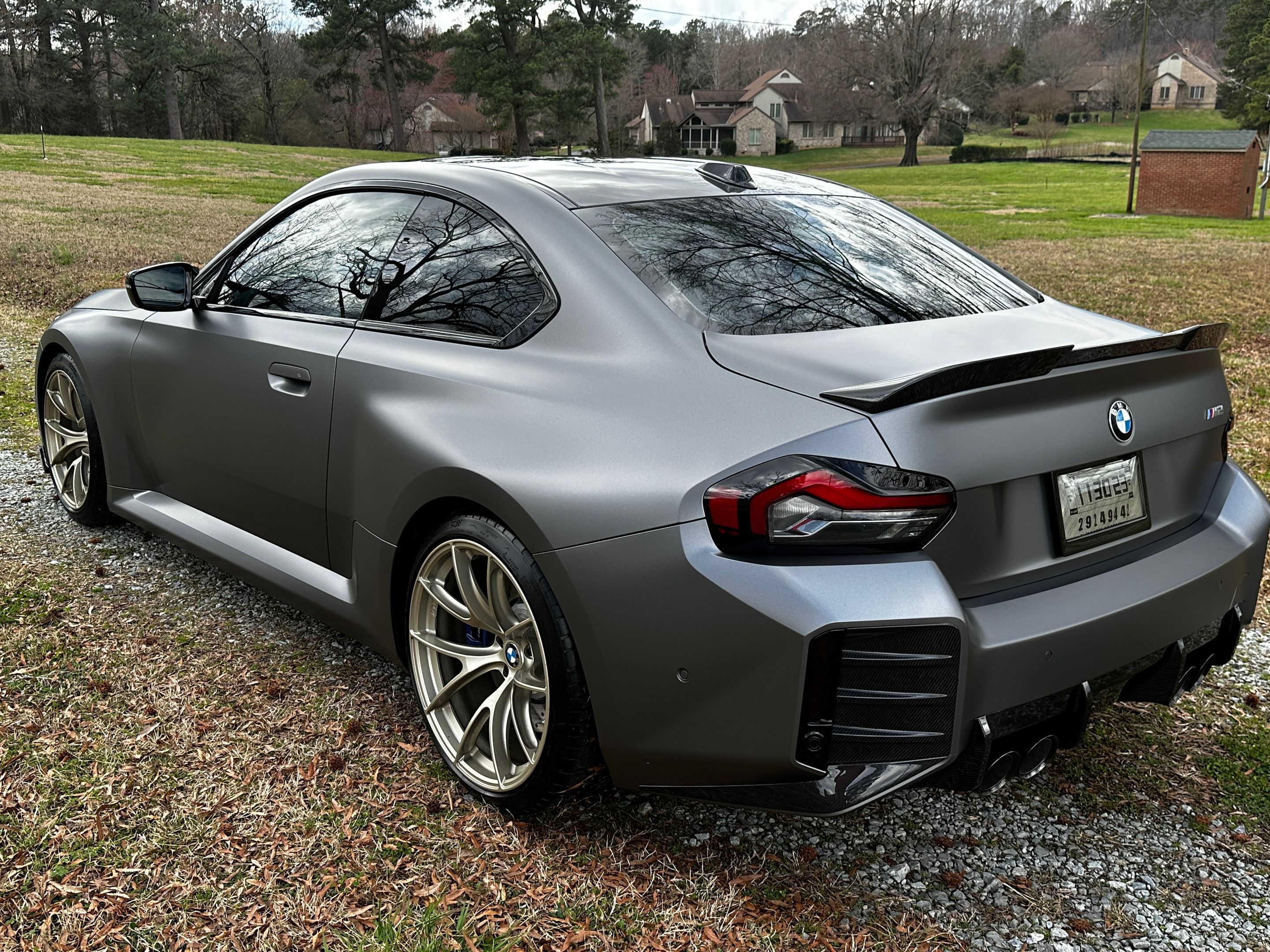 Grey BMW G87 M2 with 19"/20" VS-5RS Apex wheels in Motorsport Gold