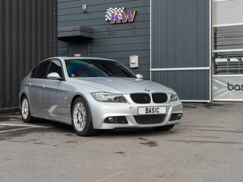 Silver BMW 3 Series - ARC-8 in Hyper Silver