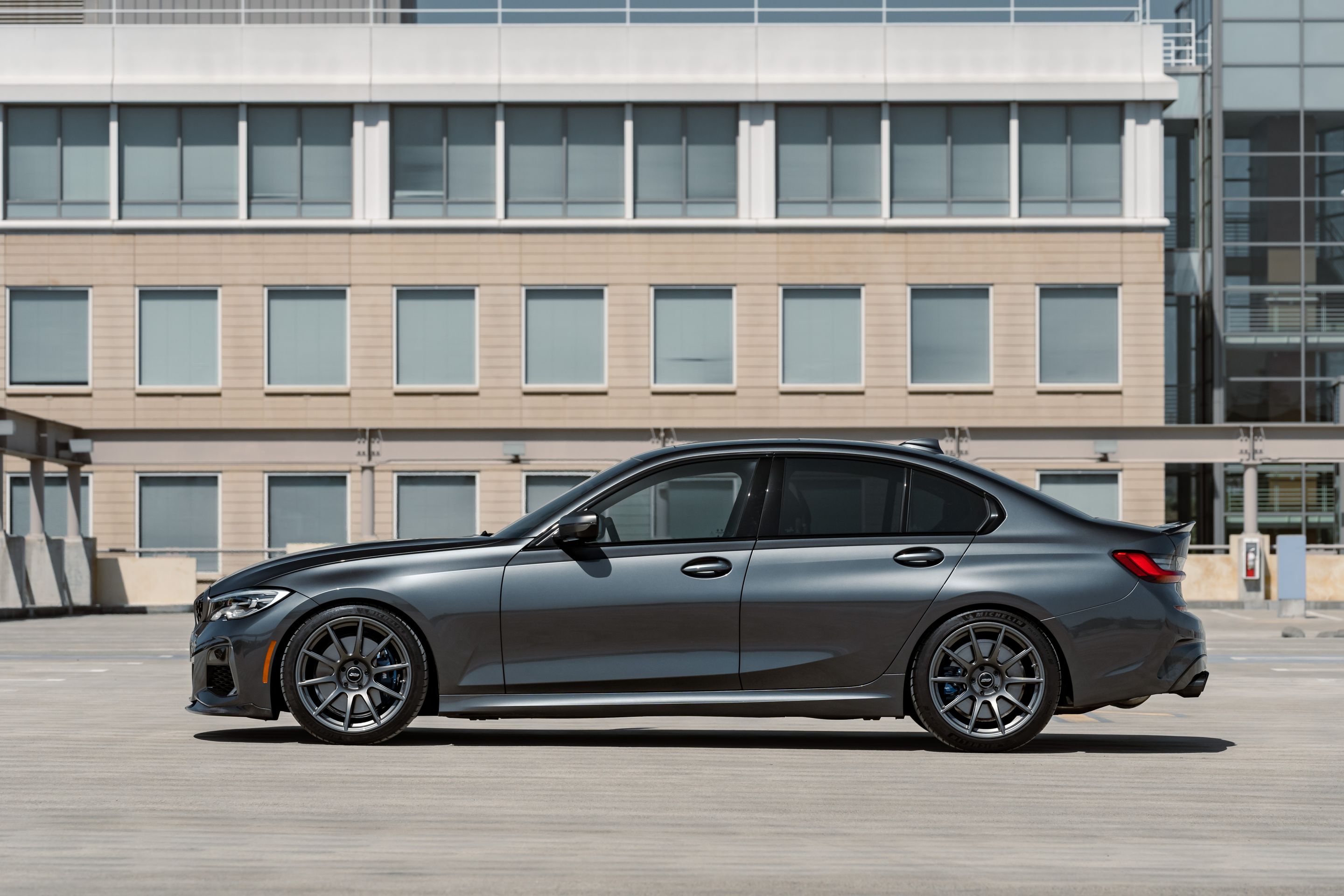 Grey BMW G20 Sedan 3 Series with 19" SM-10 Apex wheels in Anthracite