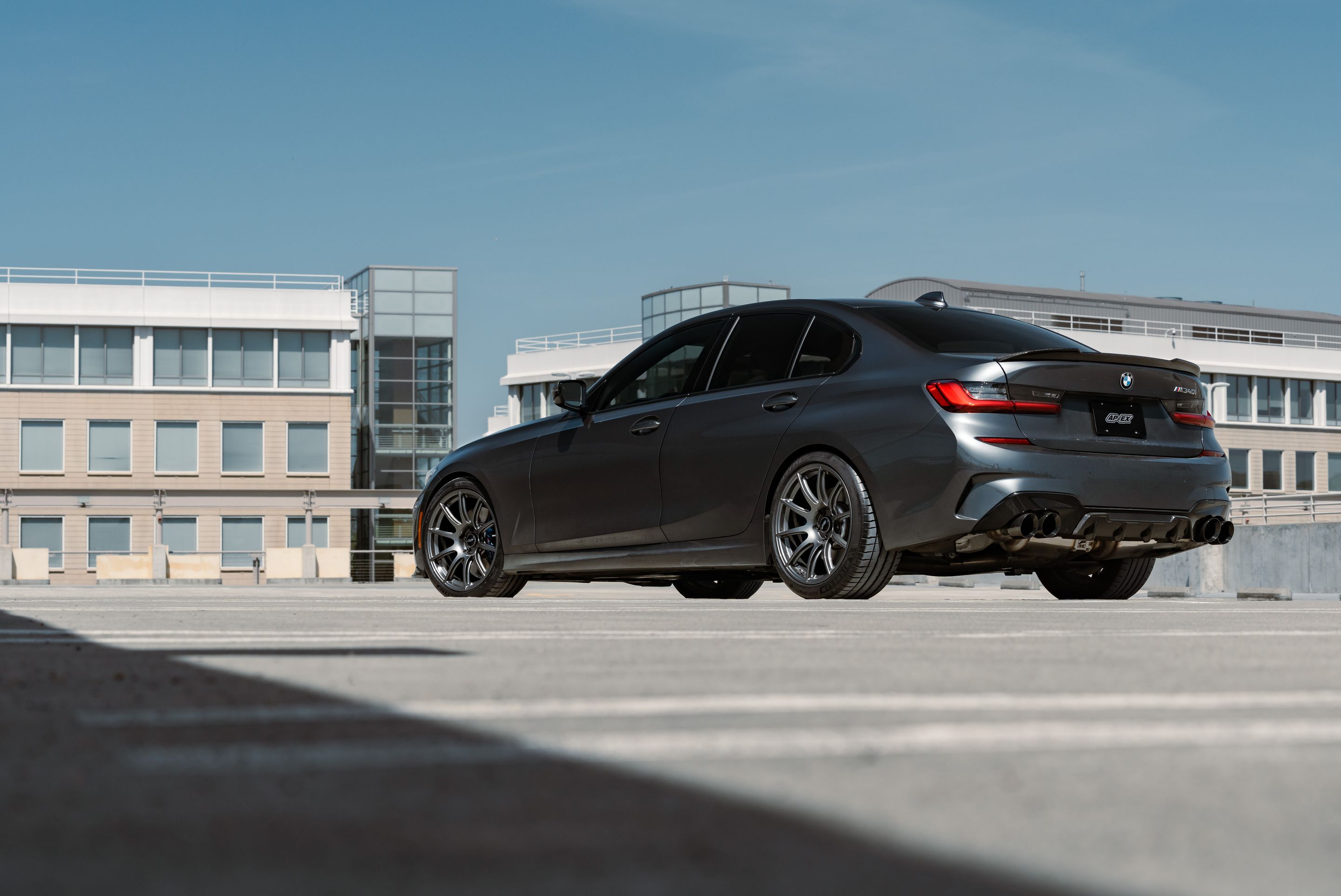 Grey BMW G20 Sedan 3 Series with 19" SM-10 Apex wheels in Anthracite
