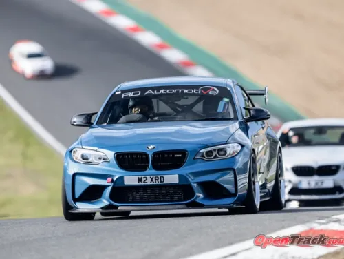 Blue BMW M2 - ML-10RT in Machined Lip Anthracite
