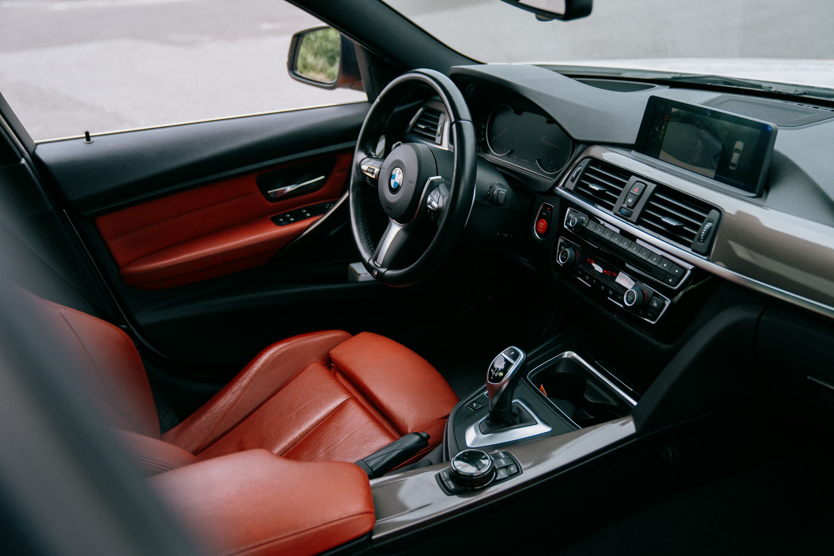 White BMW F30 Sedan 3 Series with 18" SM-10 Apex wheels in Race Silver