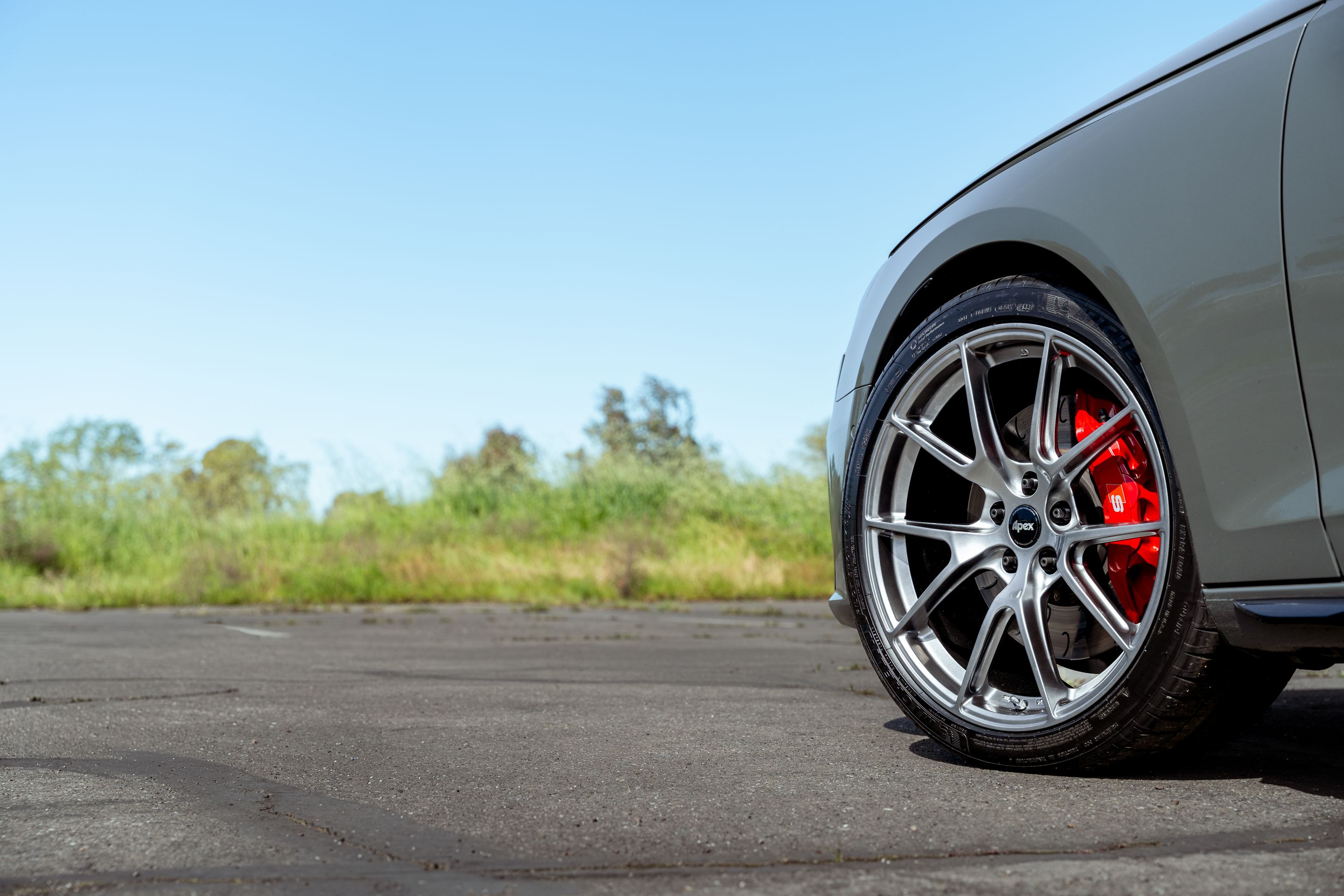 Grey Audi B9 S4 with 19" VS-5 Apex wheels in Hyper Black