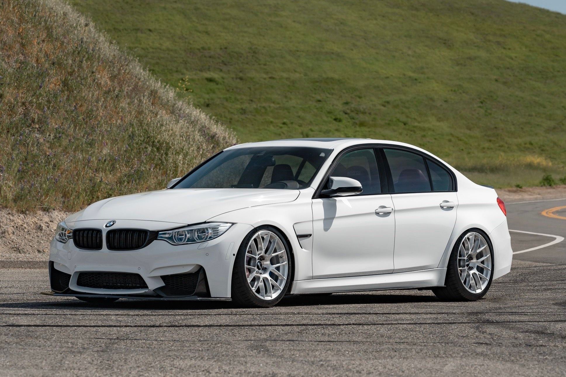 White BMW F80 M3 with 19" EC-7RS Apex wheels in Brushed Clear