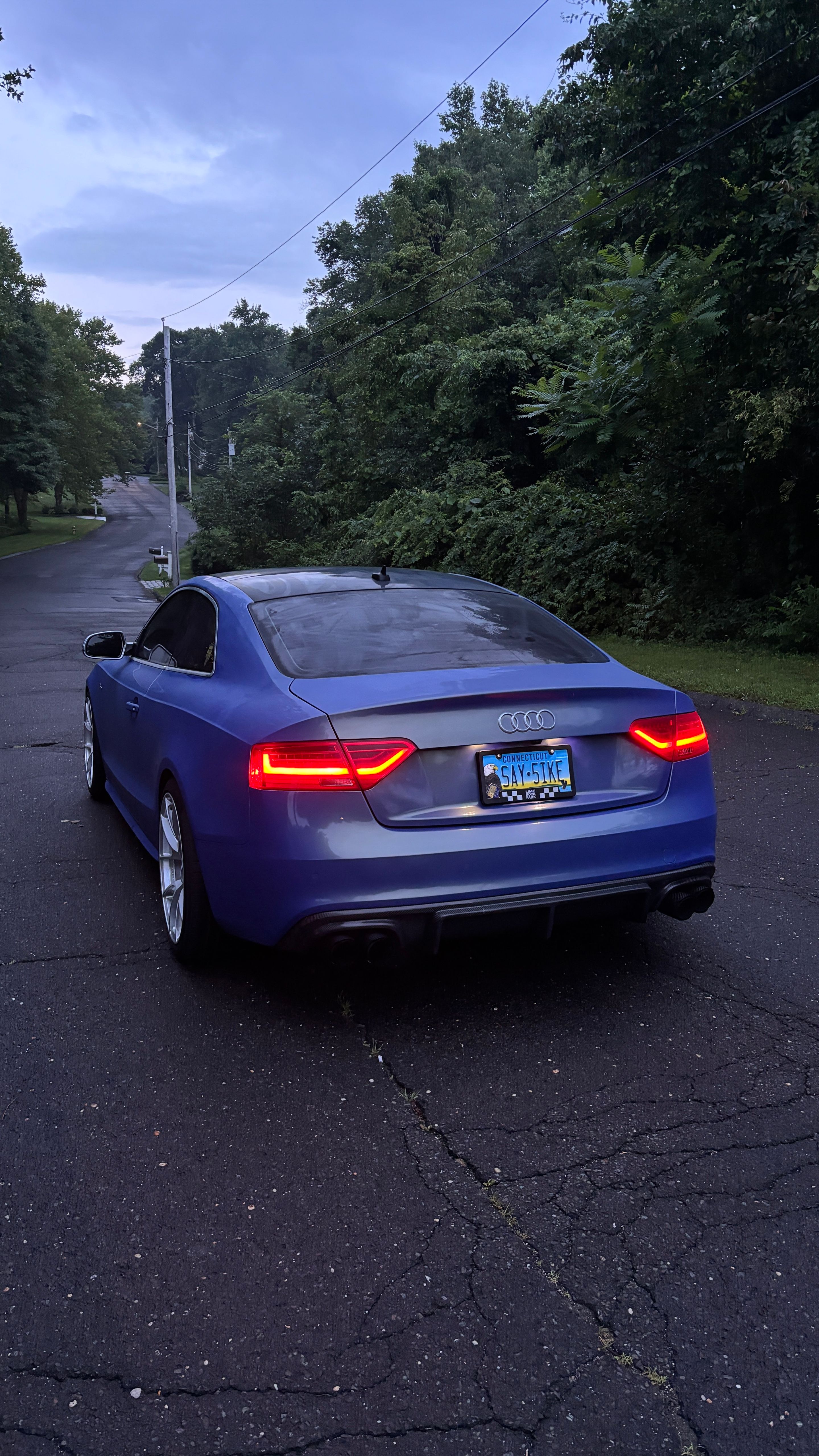 Blue Audi B8 S5 with 19" VS-5RS Apex wheels in Brushed Clear