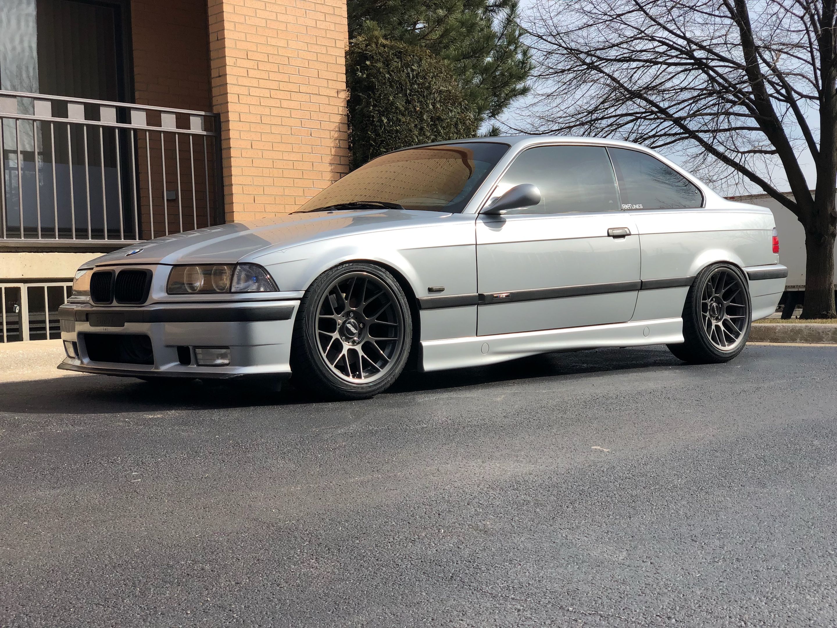 Silver BMW E36 M3 with 17" ARC-8 Apex wheels in Anthracite