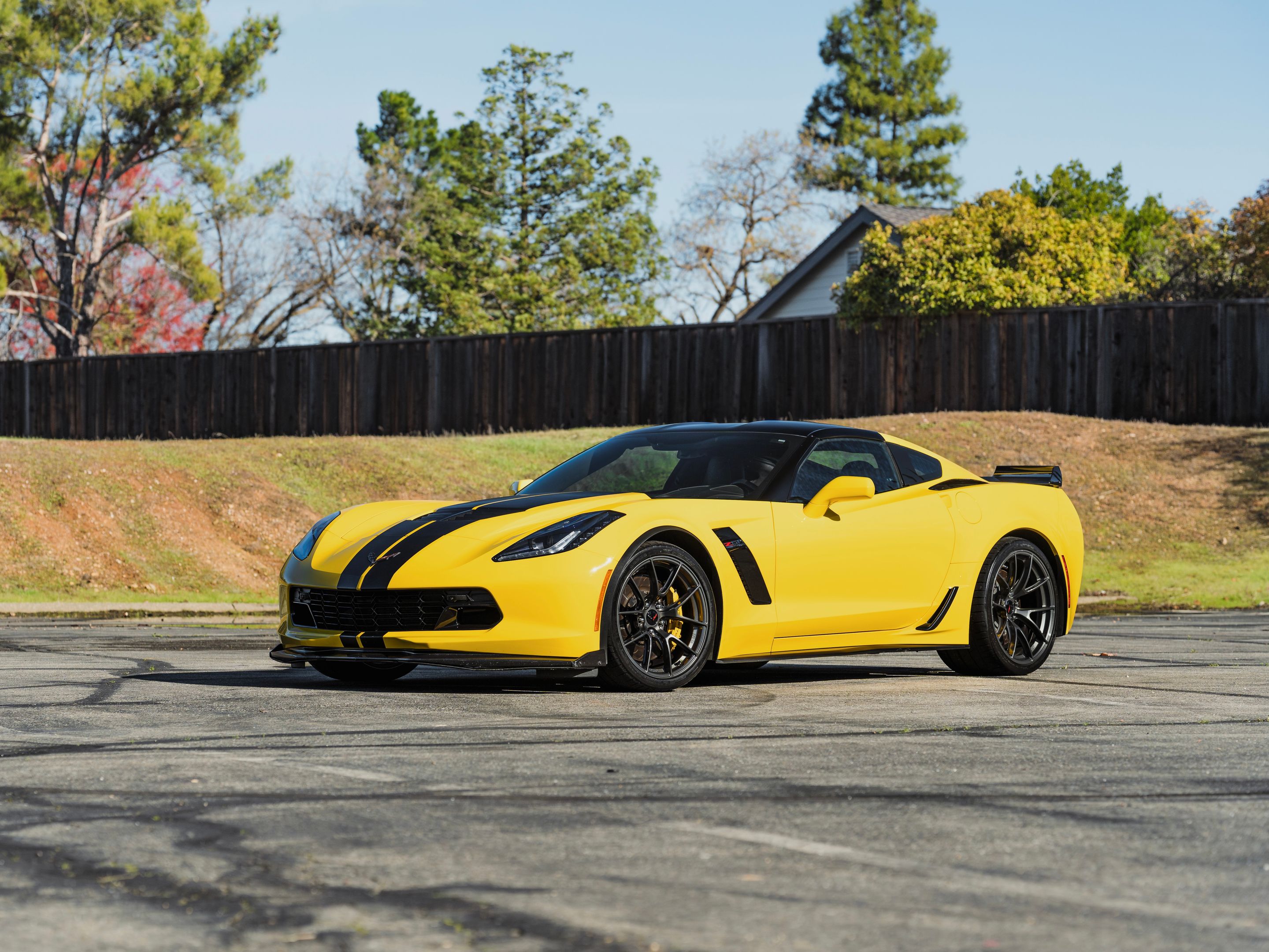 Yellow Chevrolet C7 Corvette Z06 with 19"/20" VS-5RS Apex wheels in Anthracite