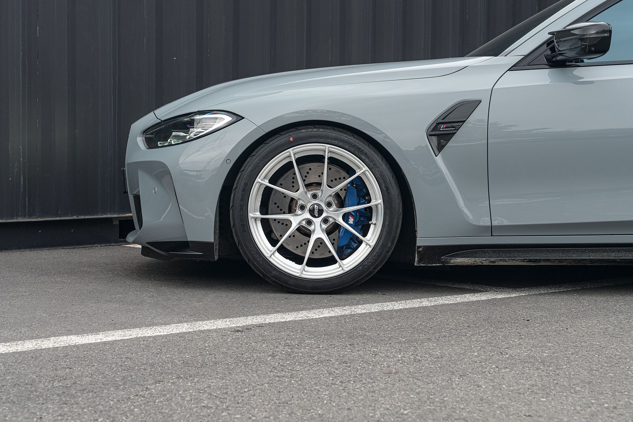 Grey BMW G80 M3 with 19" VS-5RS Apex wheels in Brushed Clear