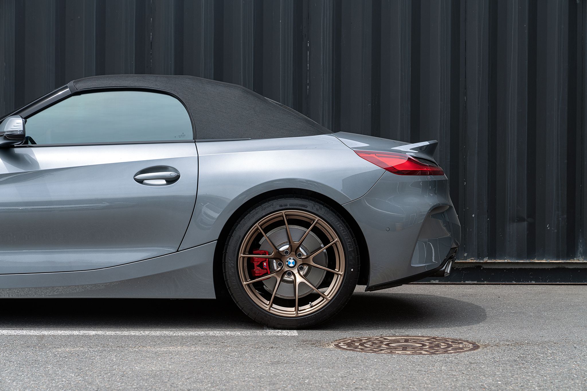 Grey BMW G29 Z4 with 19" VS-5RS Apex wheels in Satin Bronze