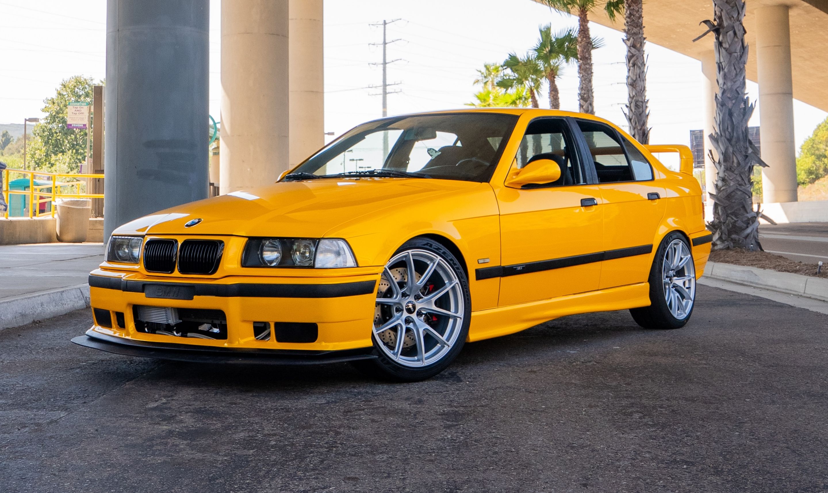Yellow BMW E36 M3 with 18" VS-5 Apex wheels in Race Silver