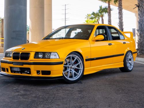 Yellow BMW M3 - VS-5 in Race Silver