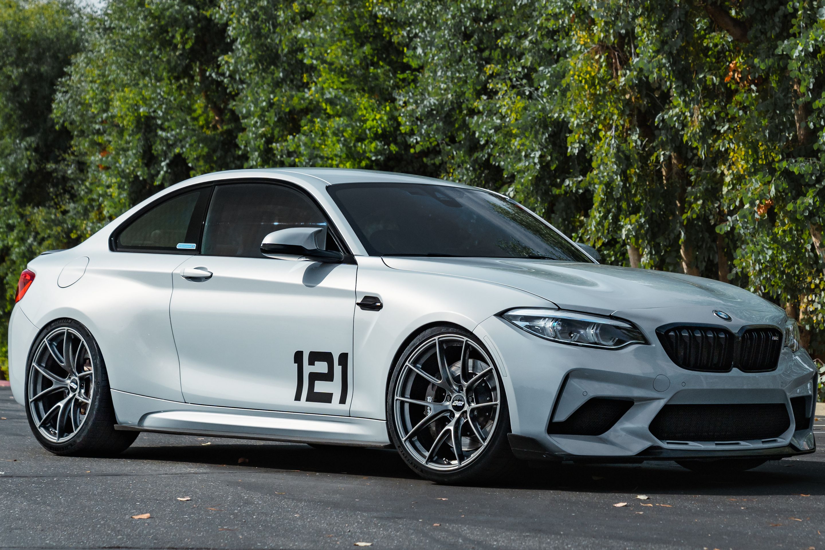 Silver BMW F87 M2 with 20" VS-5RS Apex wheels in Anthracite