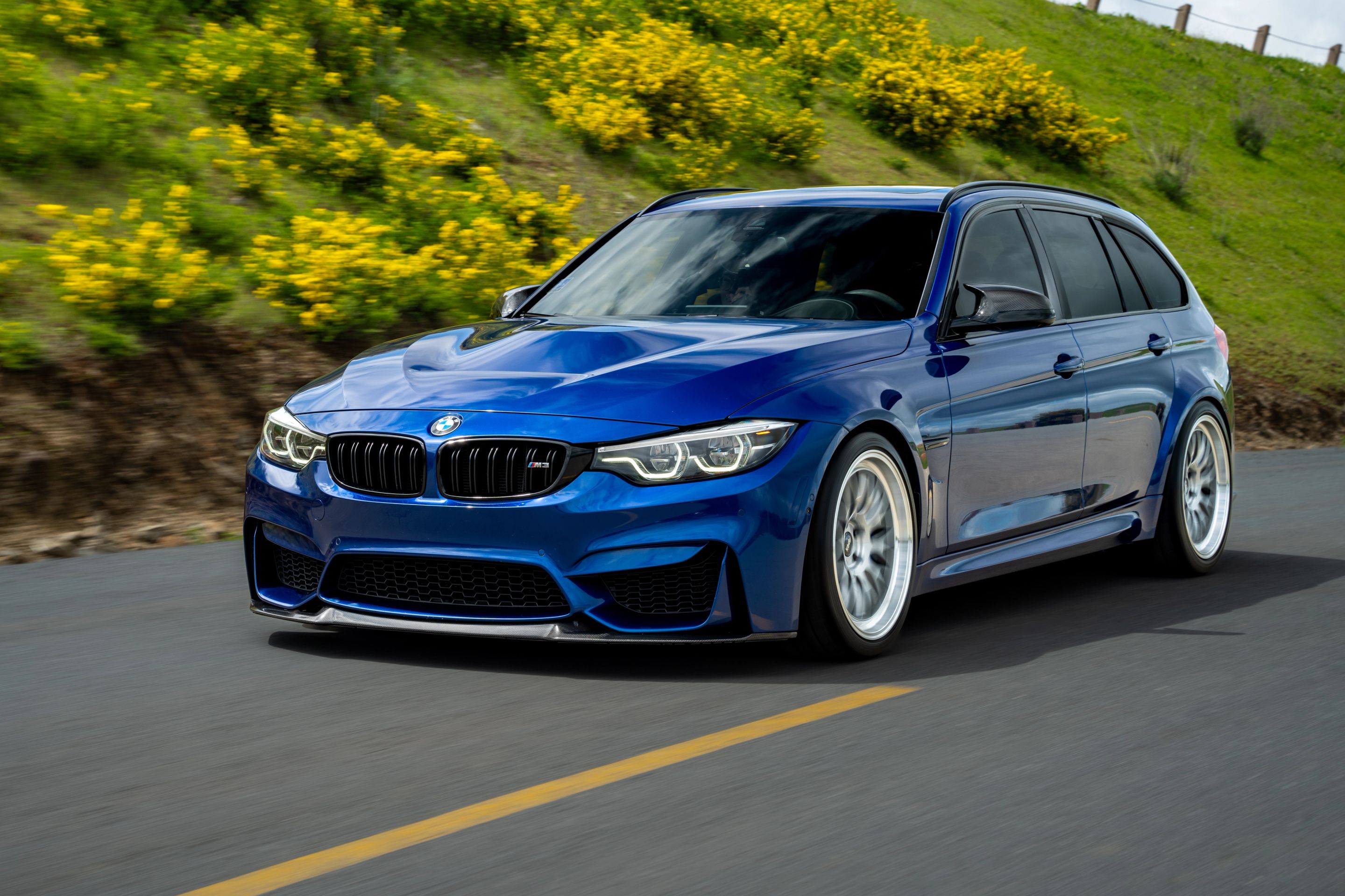 Blue BMW F80 M3 with 19" ML-10RT Apex wheels in Machined Lip Race Silver