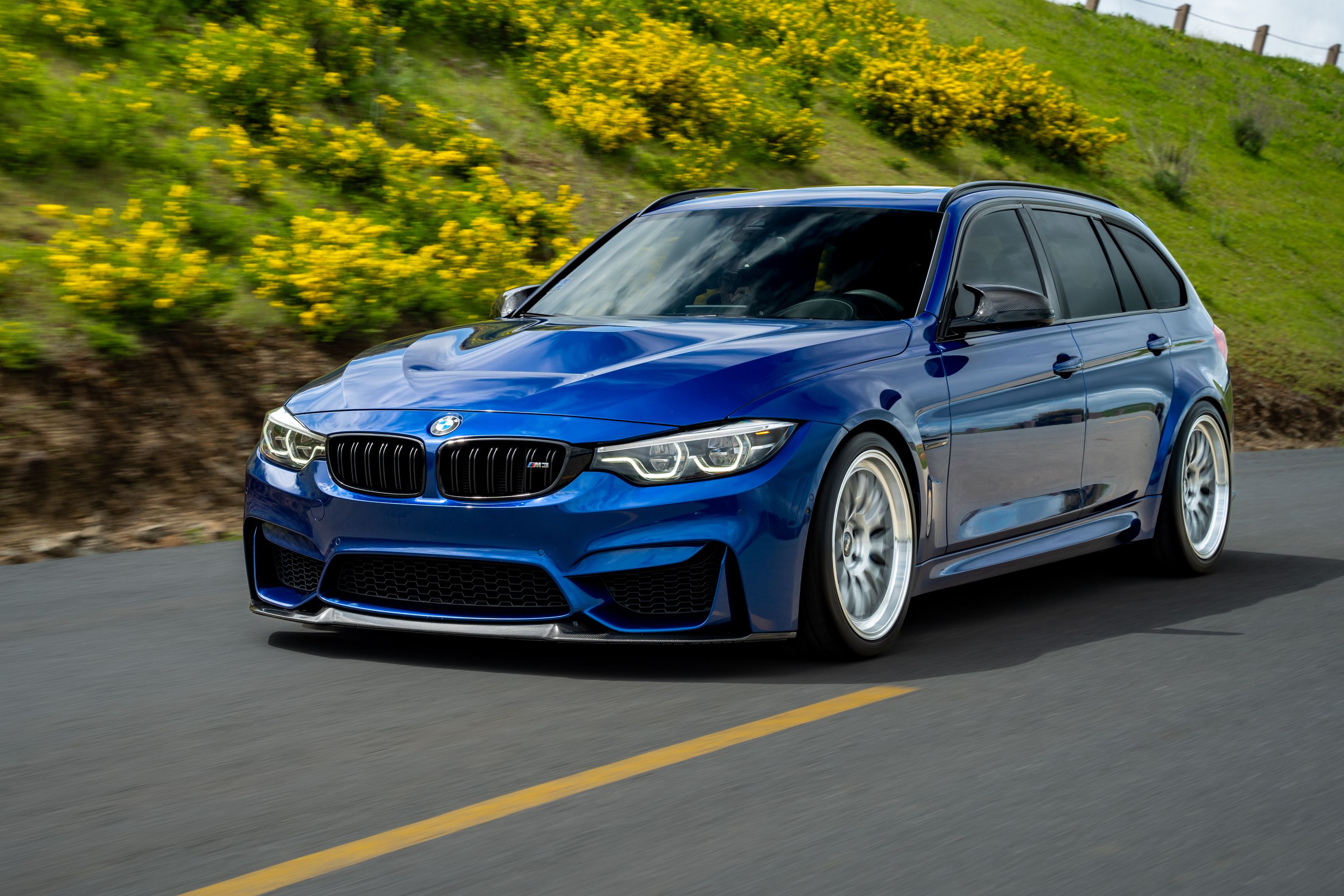Blue BMW F80 M3 with 19" ML-10RT Apex wheels in Machined Lip Race Silver