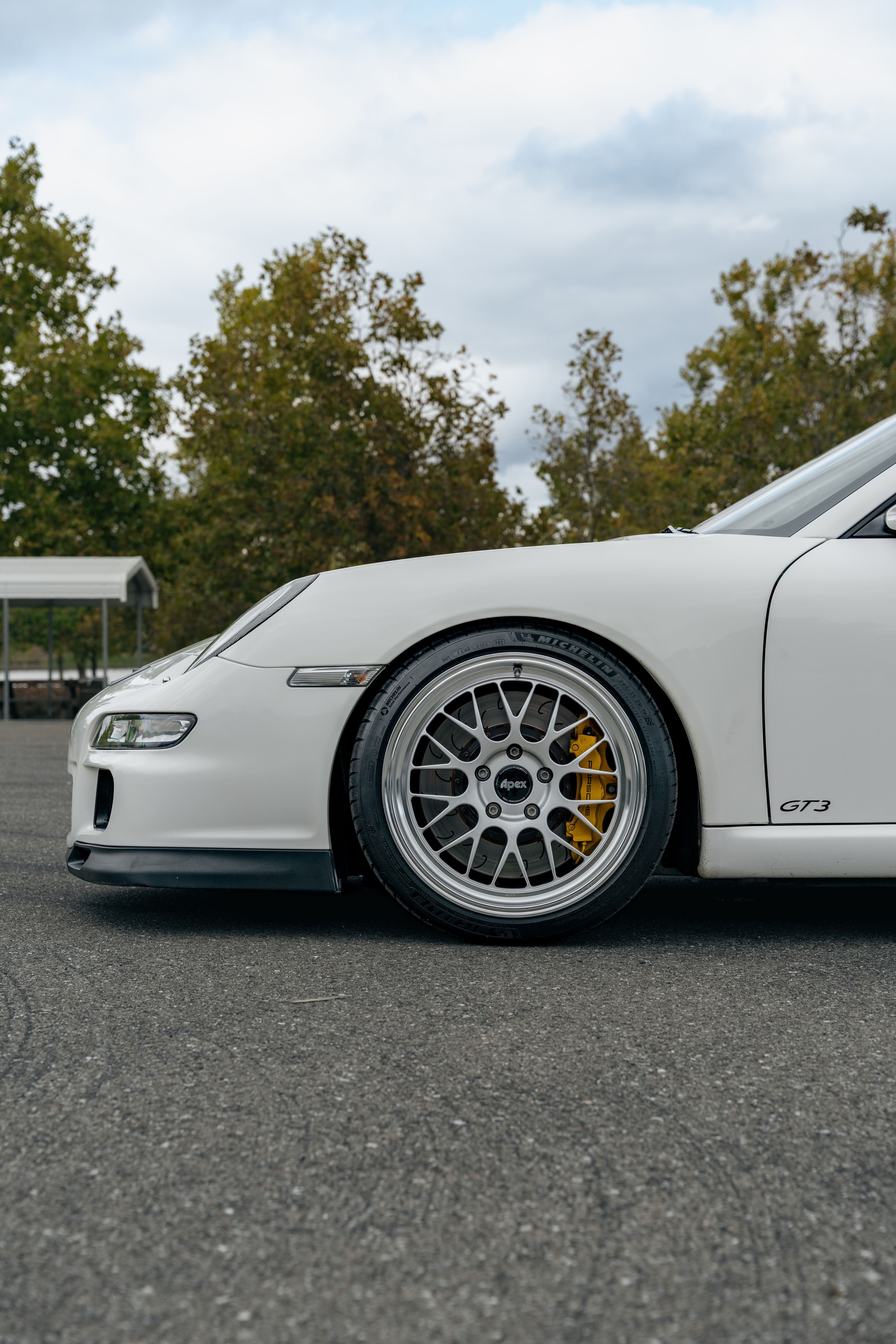 Porsche 911 997 GT3 with 19